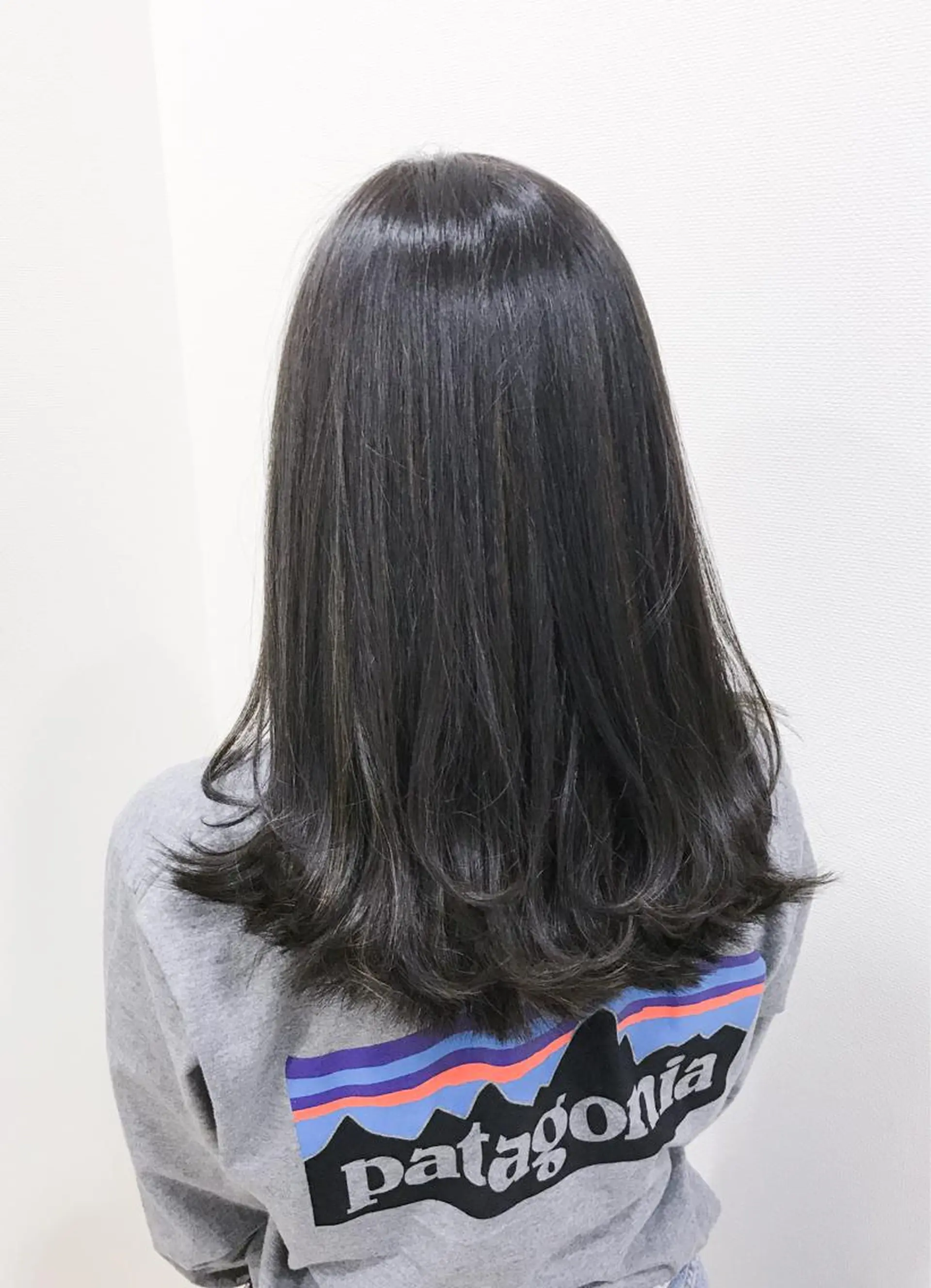セミロング ヘアカラー 常山 篤志のヘアスタイル