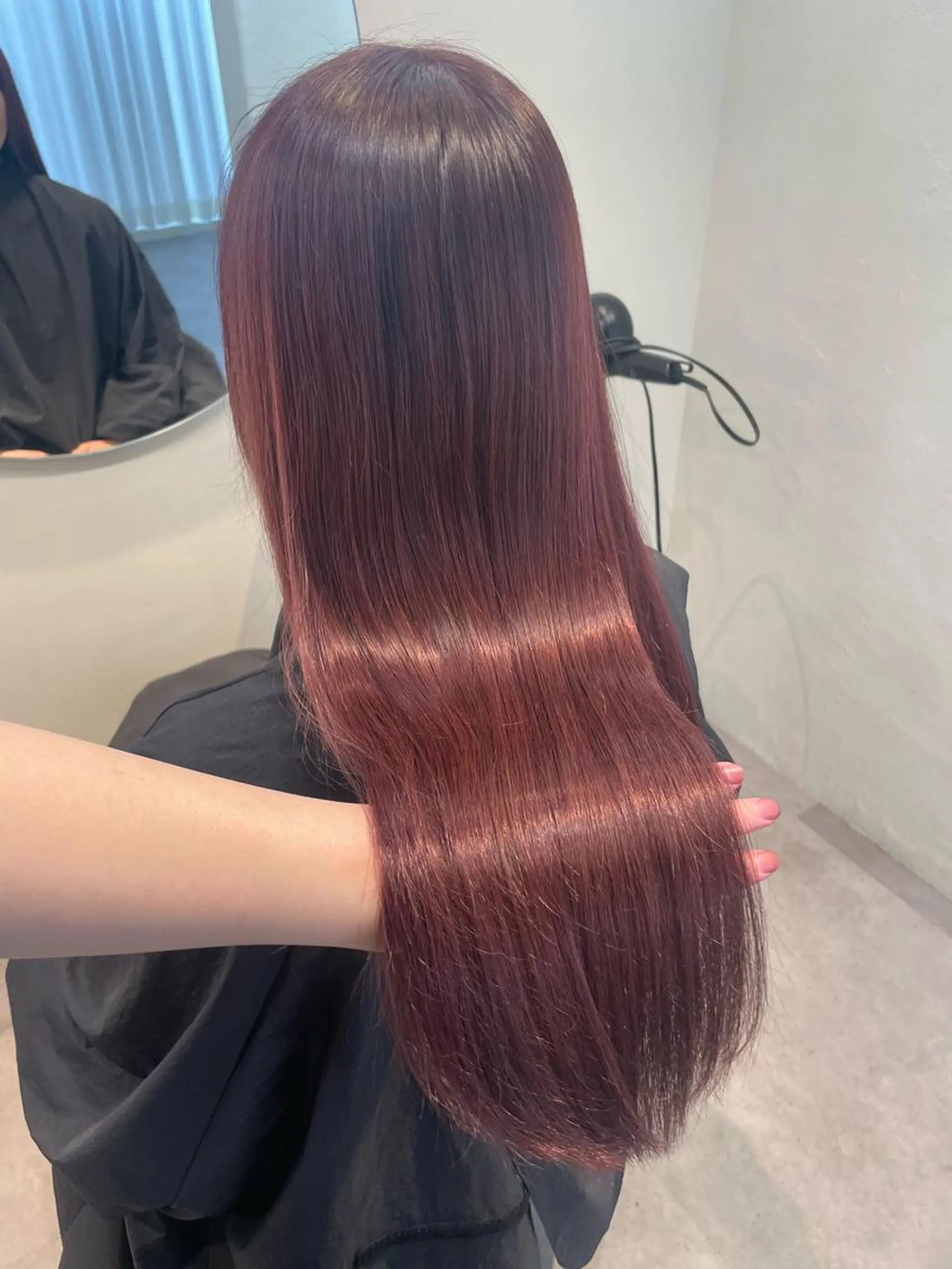 カラー 若月 あやかのヘアスタイル