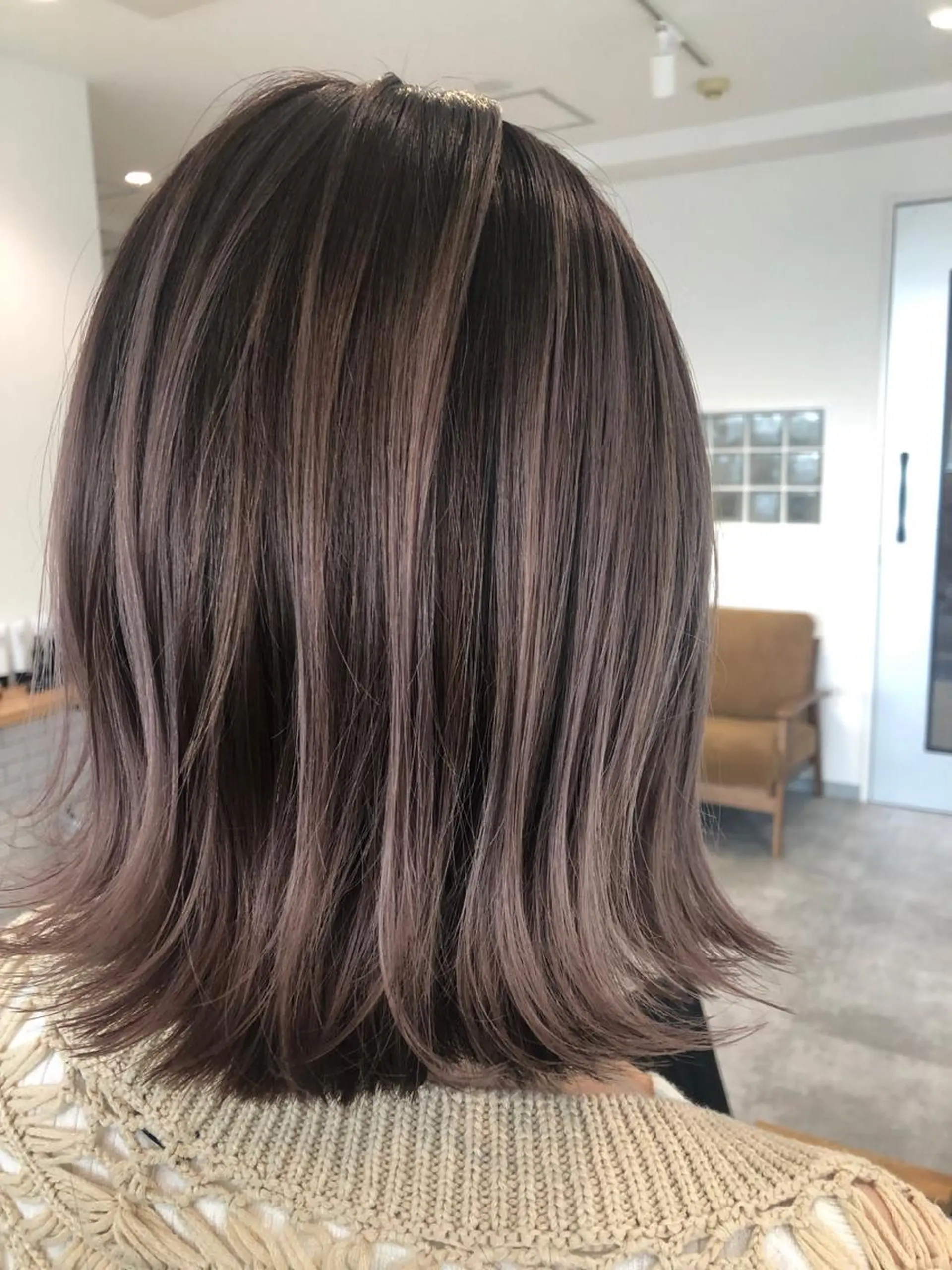 ショート カラー グレージュ ラベンダーカラー ラベンダーグレージュ ラベンダーグレー ヘアカラー JILBLAN京都 ショート/ハイライトのヘアスタイル