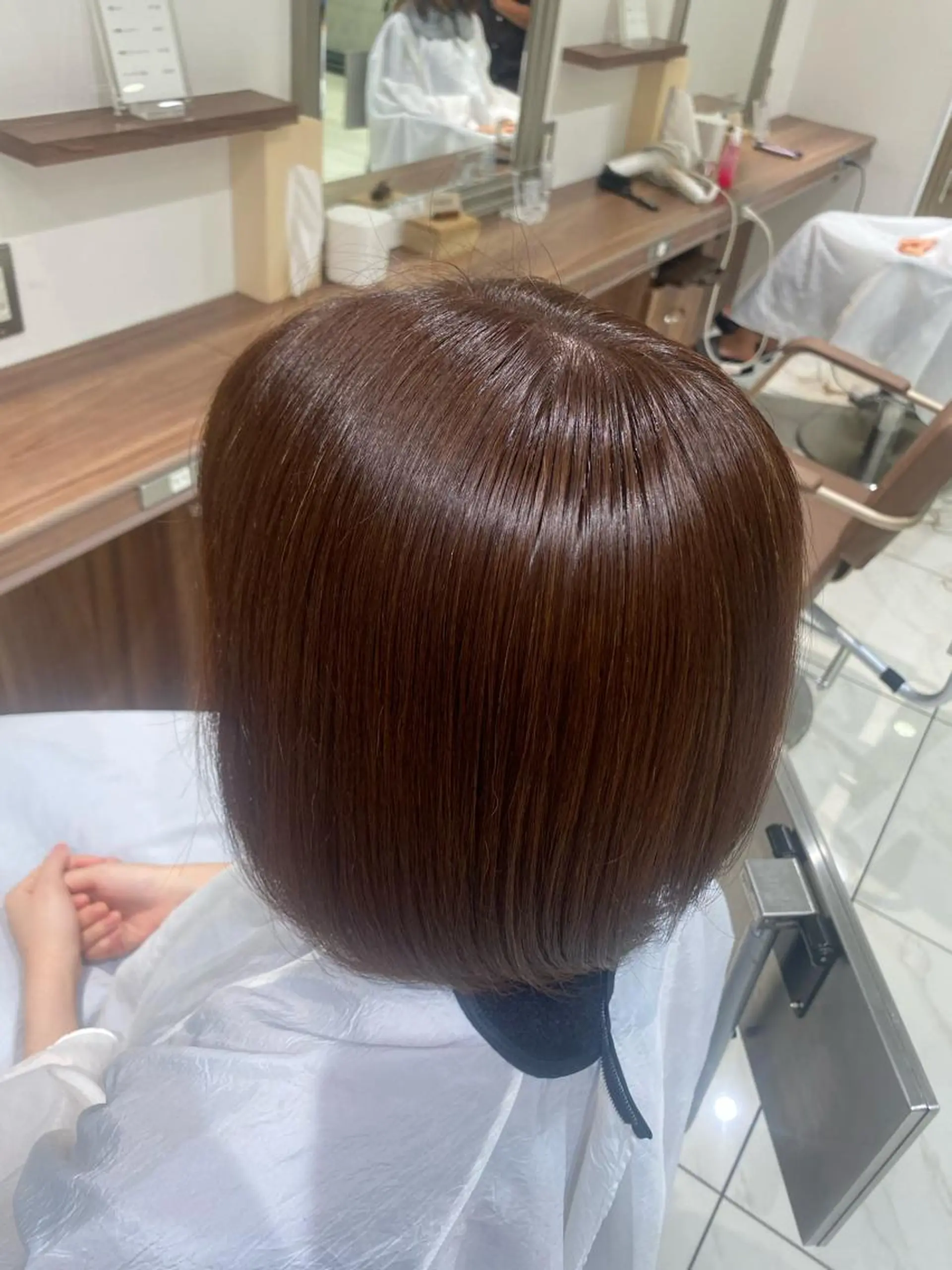 カラー 🕯コバ/レイヤー/ 透明感/縮毛🕯のヘアスタイル