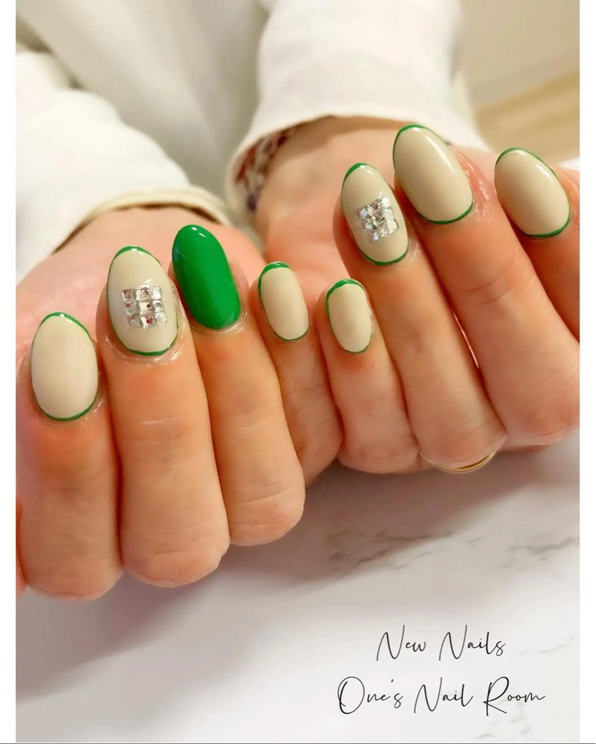 ネイル ハンドネイル One's Nail Roomのネイルデザイン