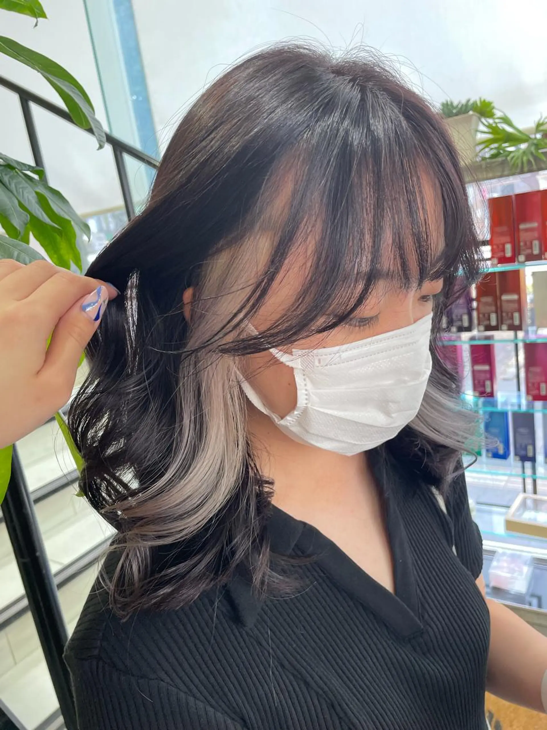 ミディアム 韓国ハイトーン🦋 hikariのヘアスタイル