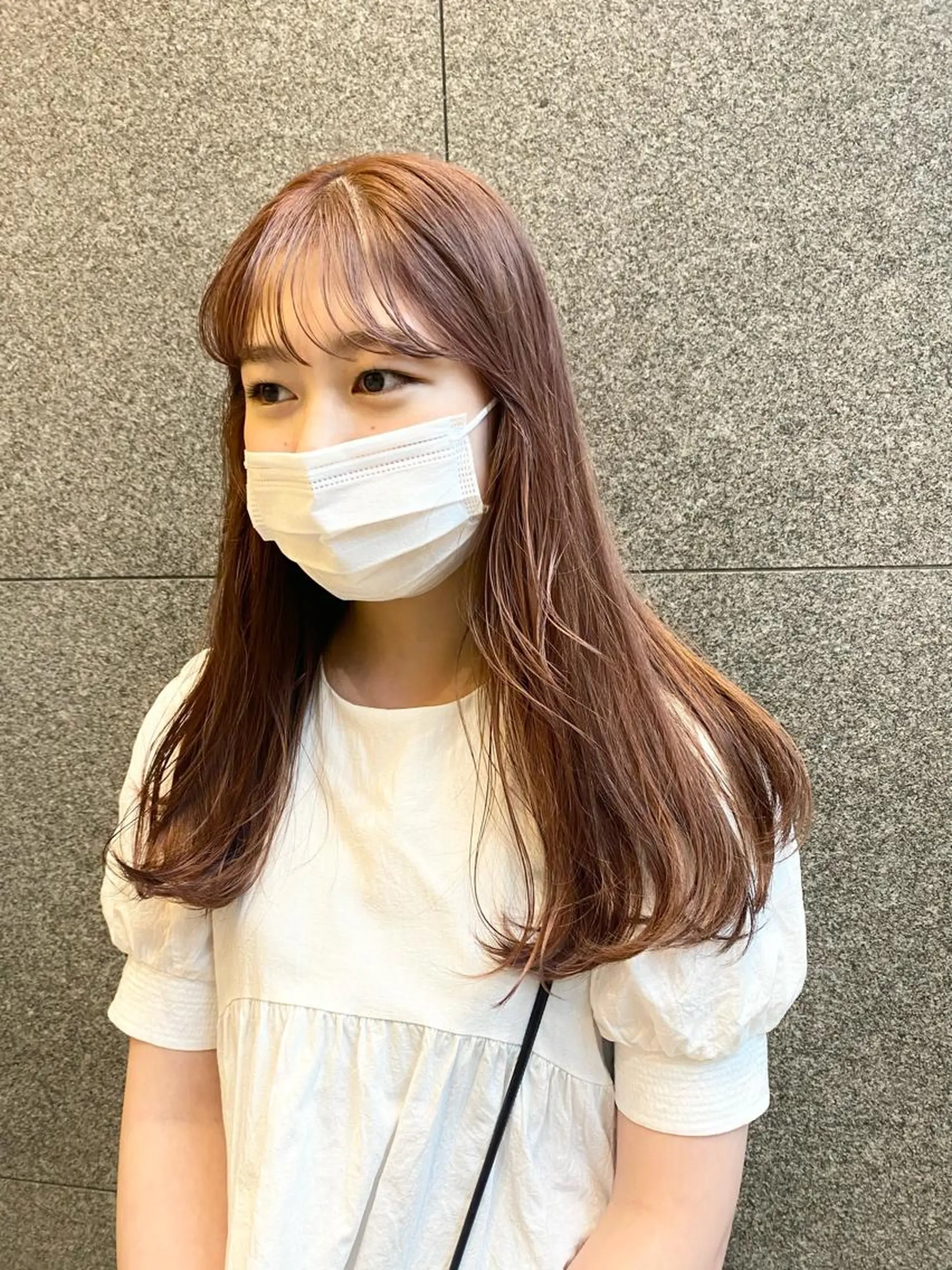 ロング 髪と音処　マトぺ所属・デザインカラー/ボブ ブリーチカラー/ユリのヘアスタイル