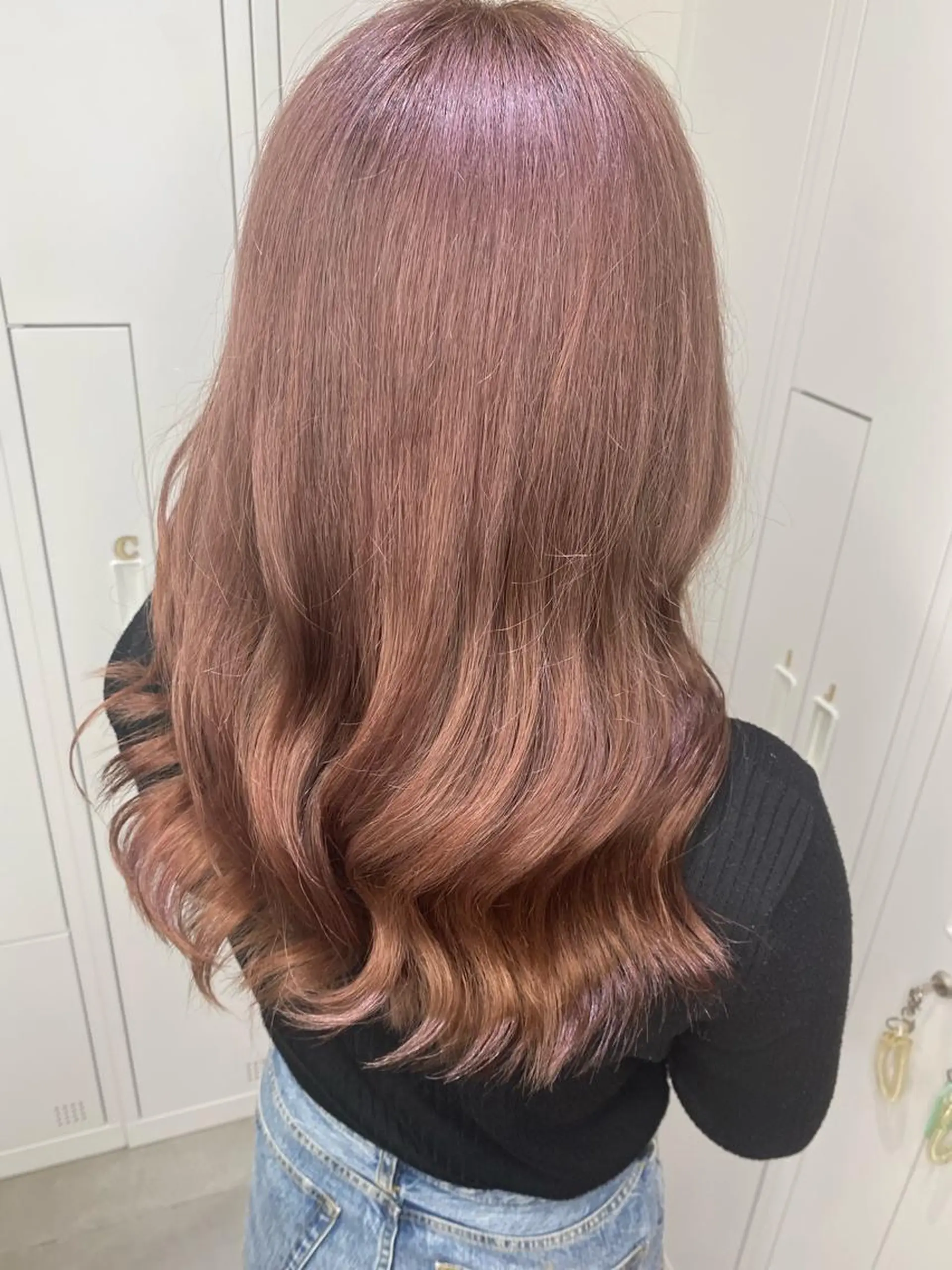 セミロング 伊藤 愛美のヘアスタイル