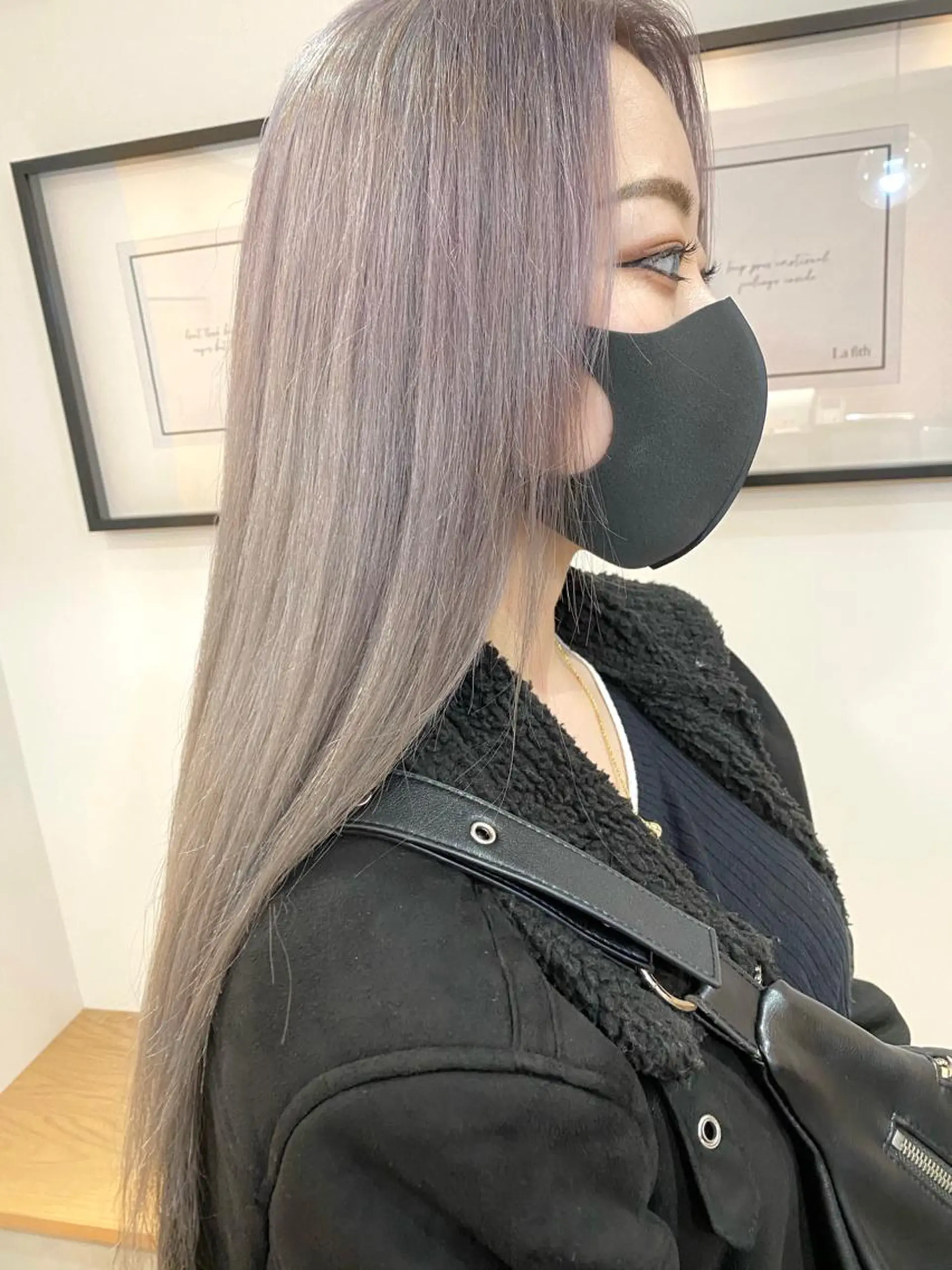 ロング カラー ヘアカラー 艶ハイトーンブリーチ 🌈小林侑雅のヘアスタイル