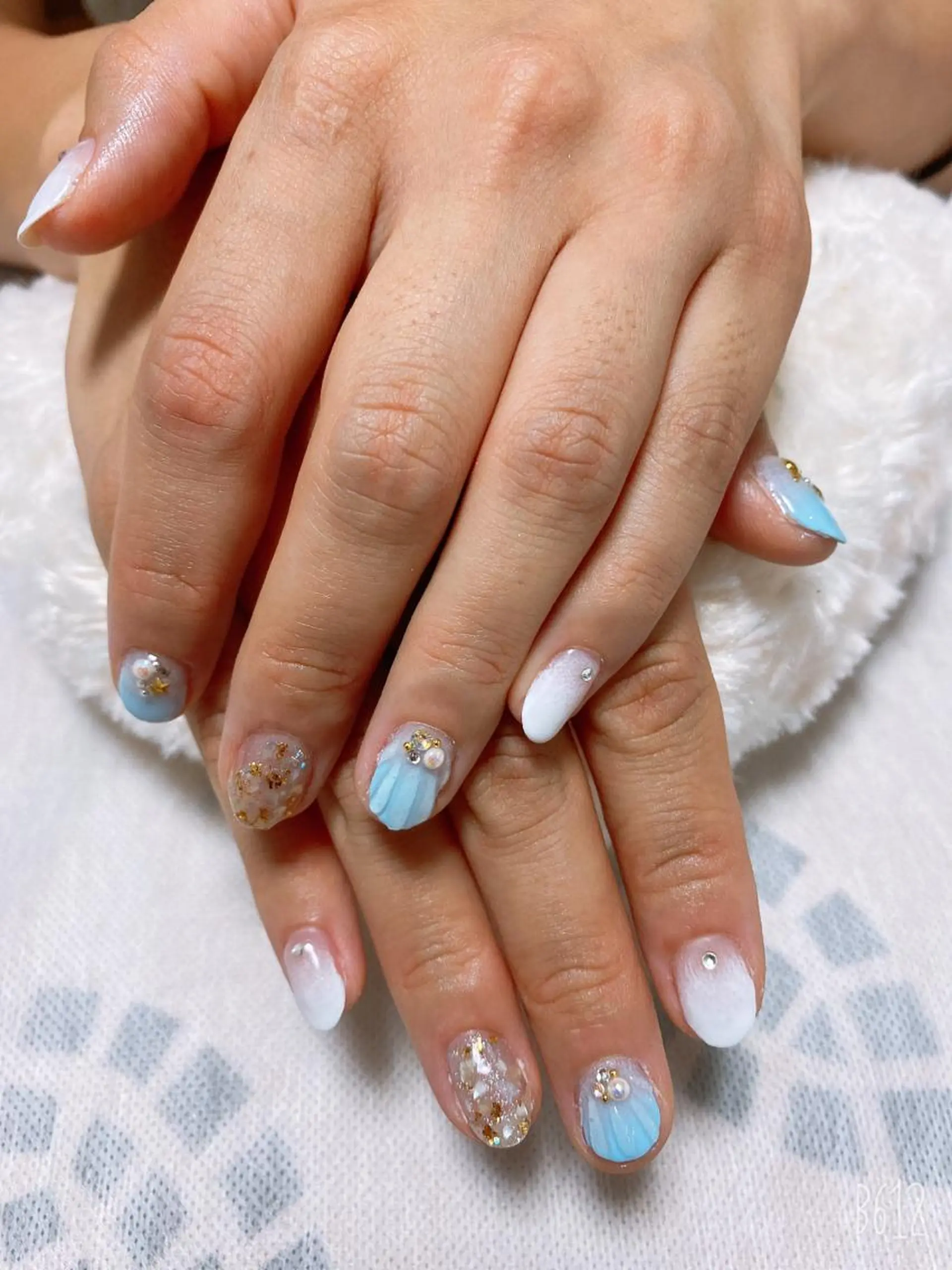 ネイル The Best Beauty受付担当のヘアスタイル