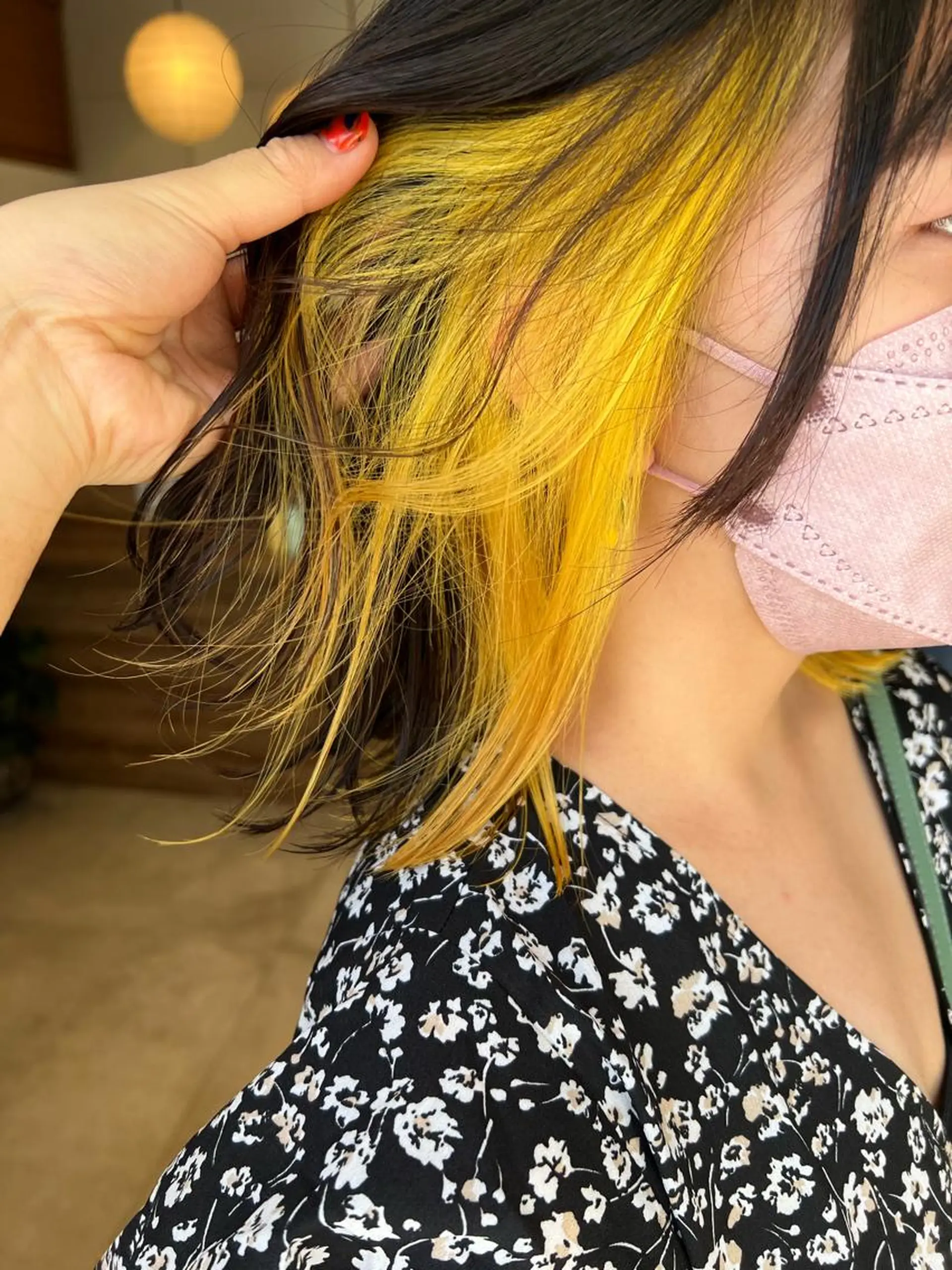 ショート カラー イエローカラー Oasisgarden所属・レイヤー/ブリーチ MOMOのヘアスタイル