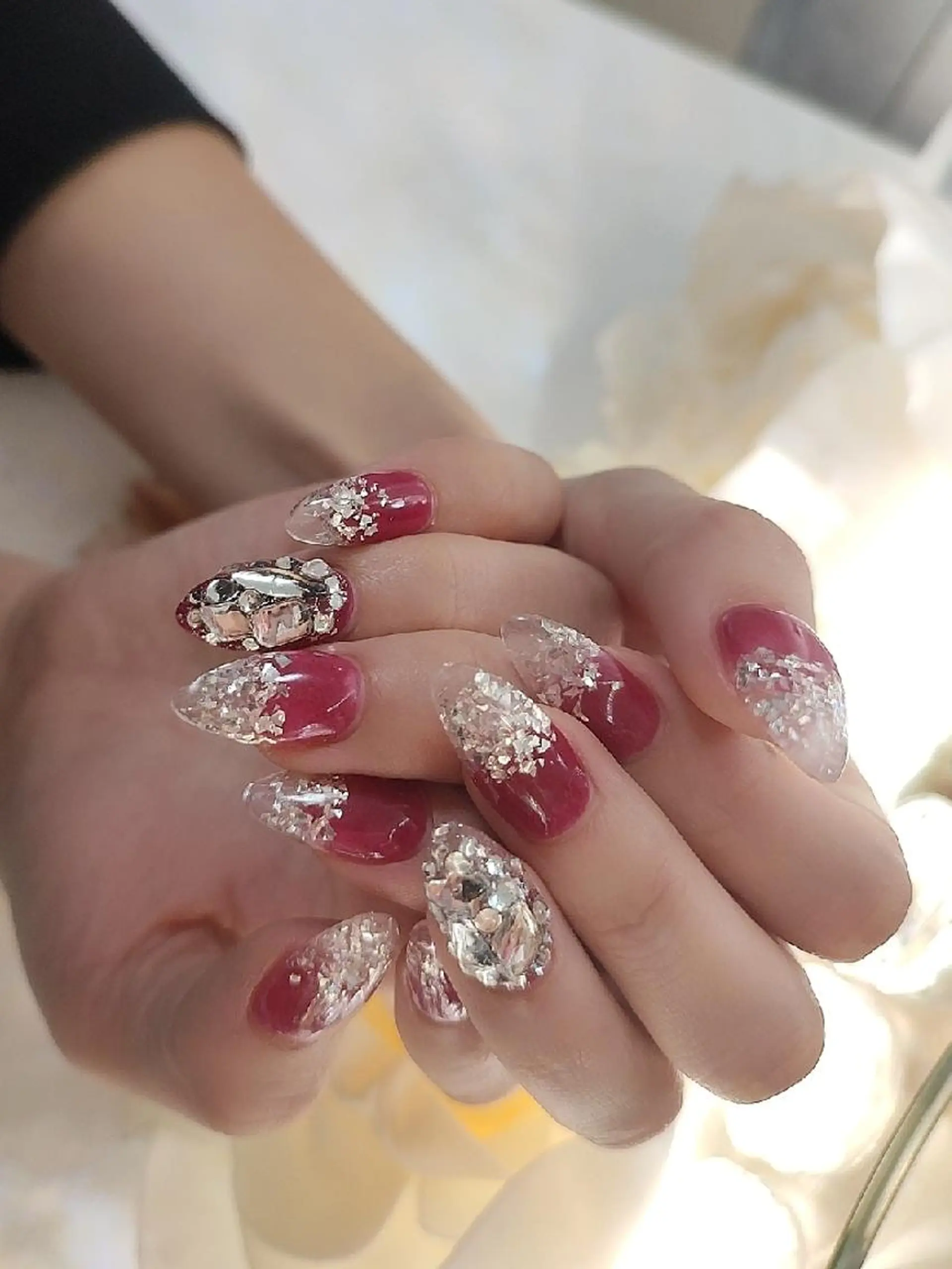 ネイル ハンドネイル RUNWAY 　　の眉毛・アイブロウイメージ