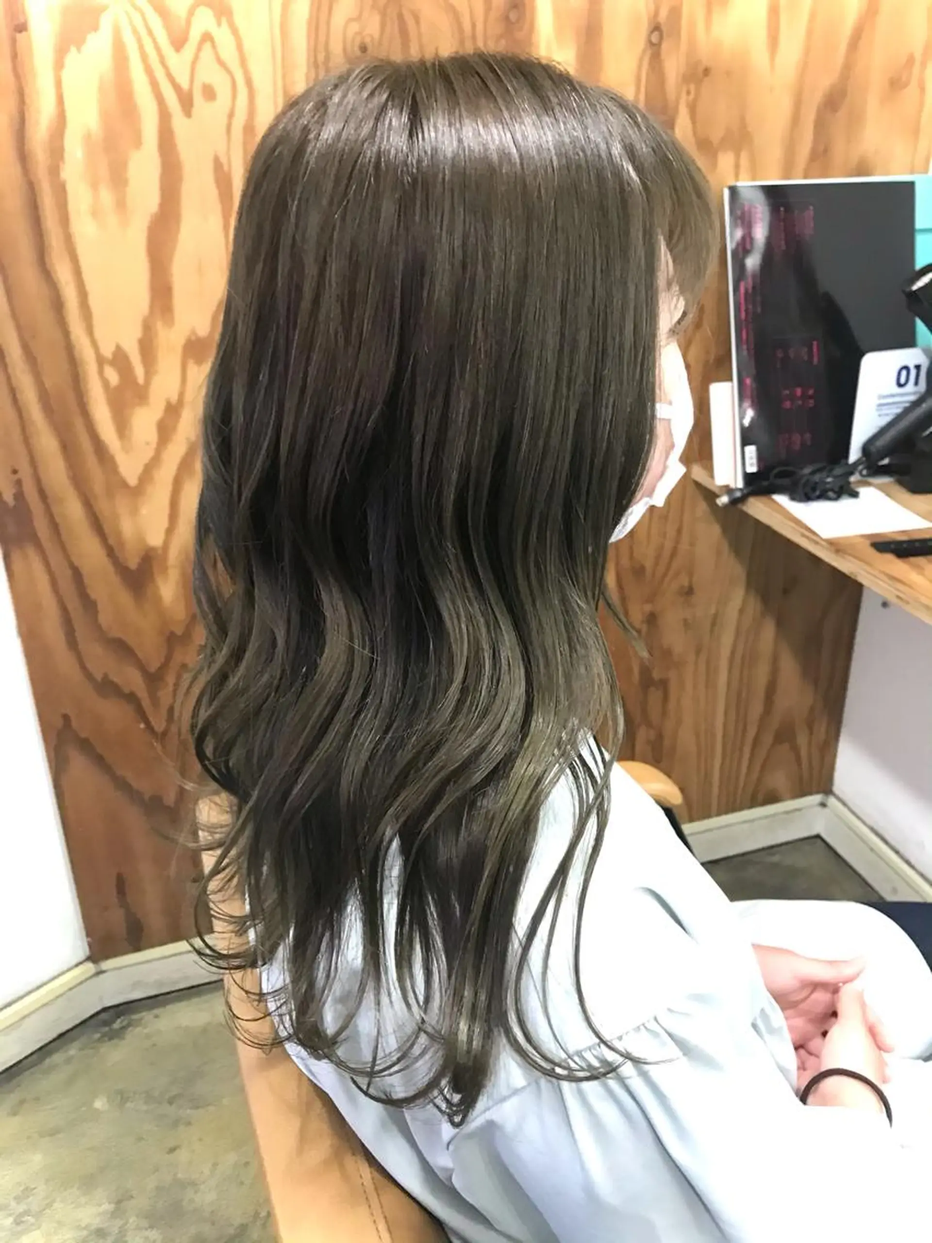 セミロング カラー ヘアカラー トリートメント 💎髪質改善💎 デザイナーshinのヘアスタイル