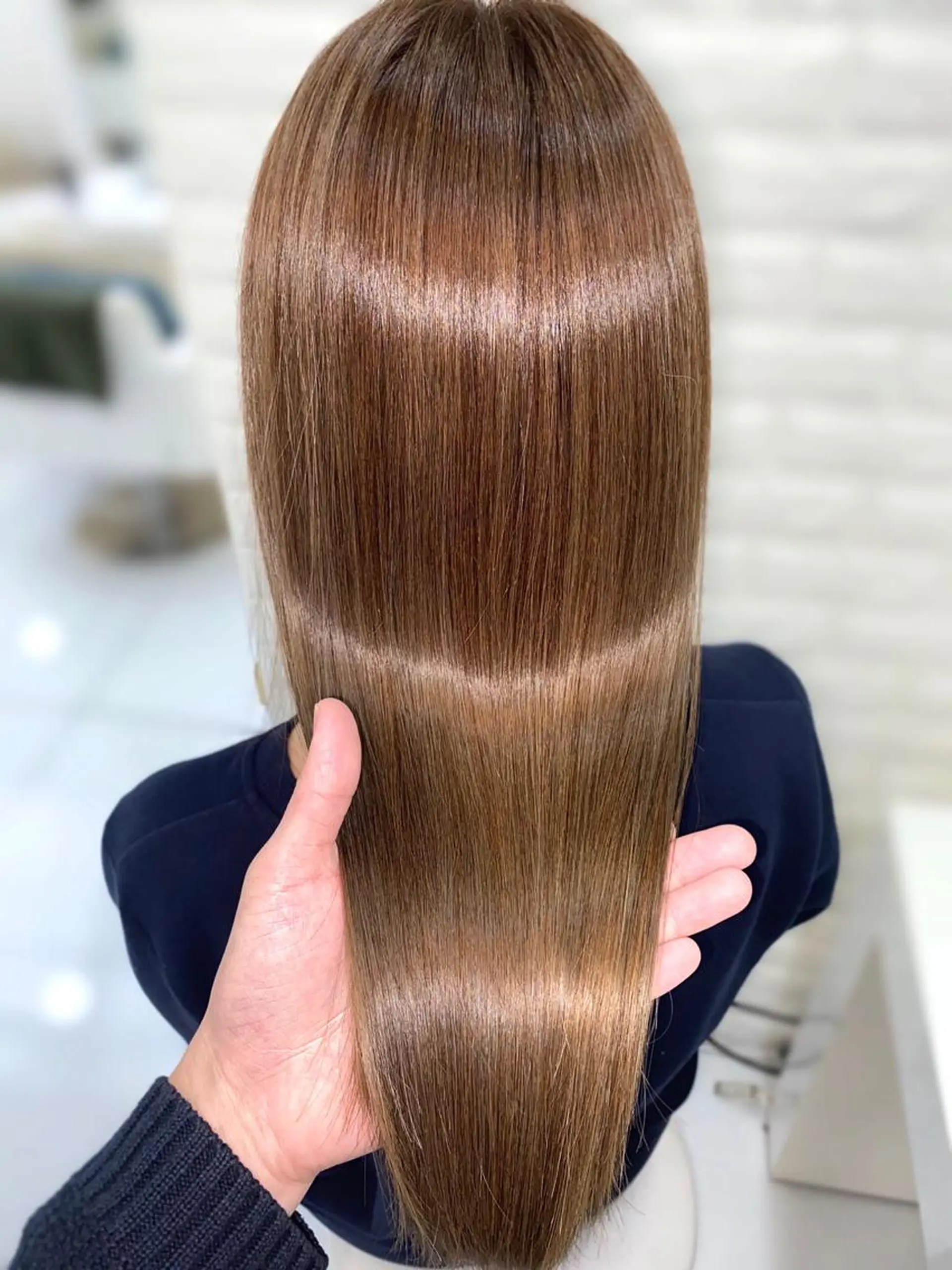 セミロング カラー パーマ ヘアアレンジ メンズ キッズ ネイル マツエク・マツパ カット ヘアカラー トリートメント 20代半ば上質なへア ケア 髪質改善 大西のヘアスタイル