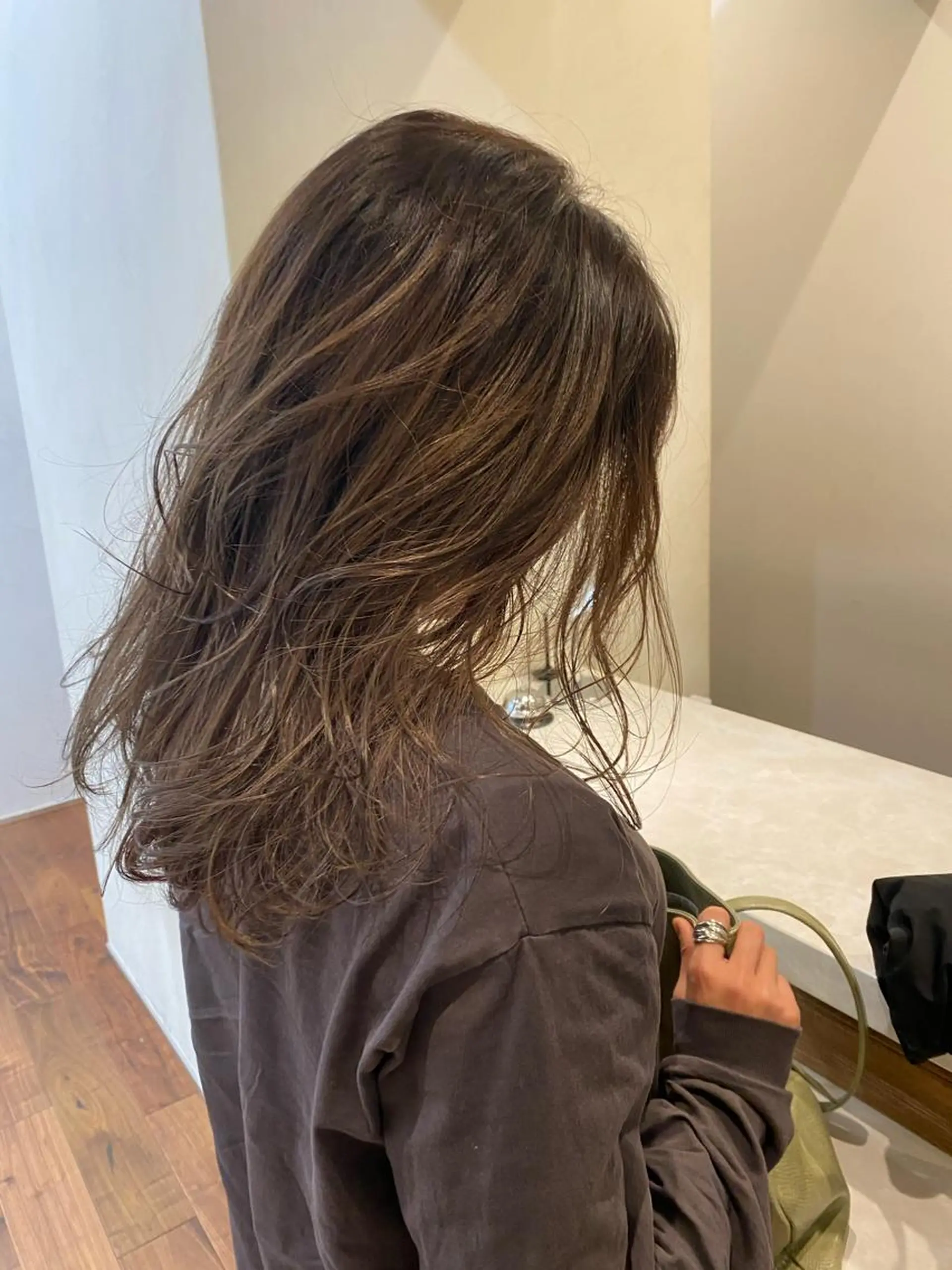 セミロング 垢抜けのプロ🪄 honoのヘアスタイル