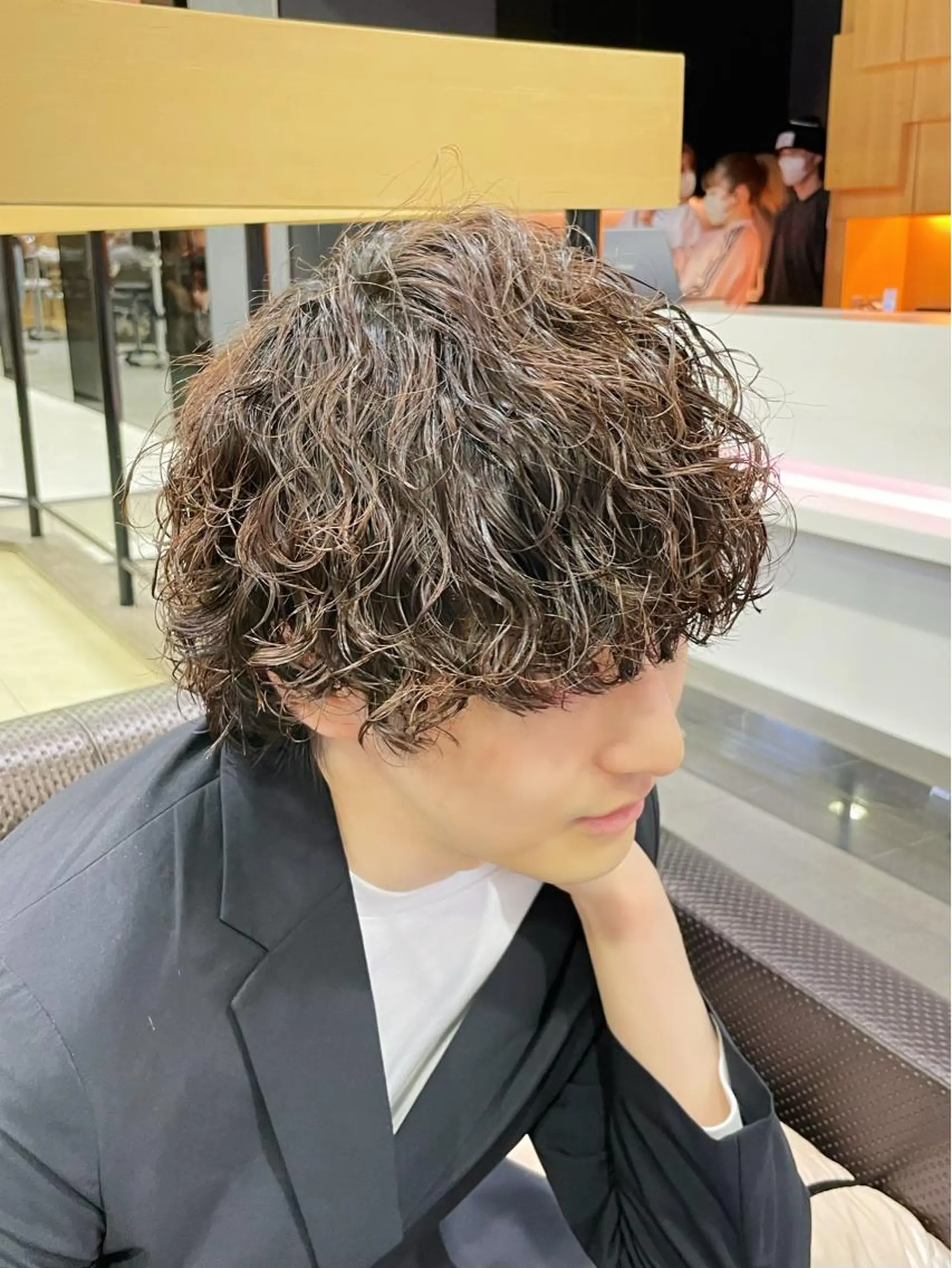 パーマ メンズ ウルフ/センタ- パート【ナナミ】のヘアスタイル