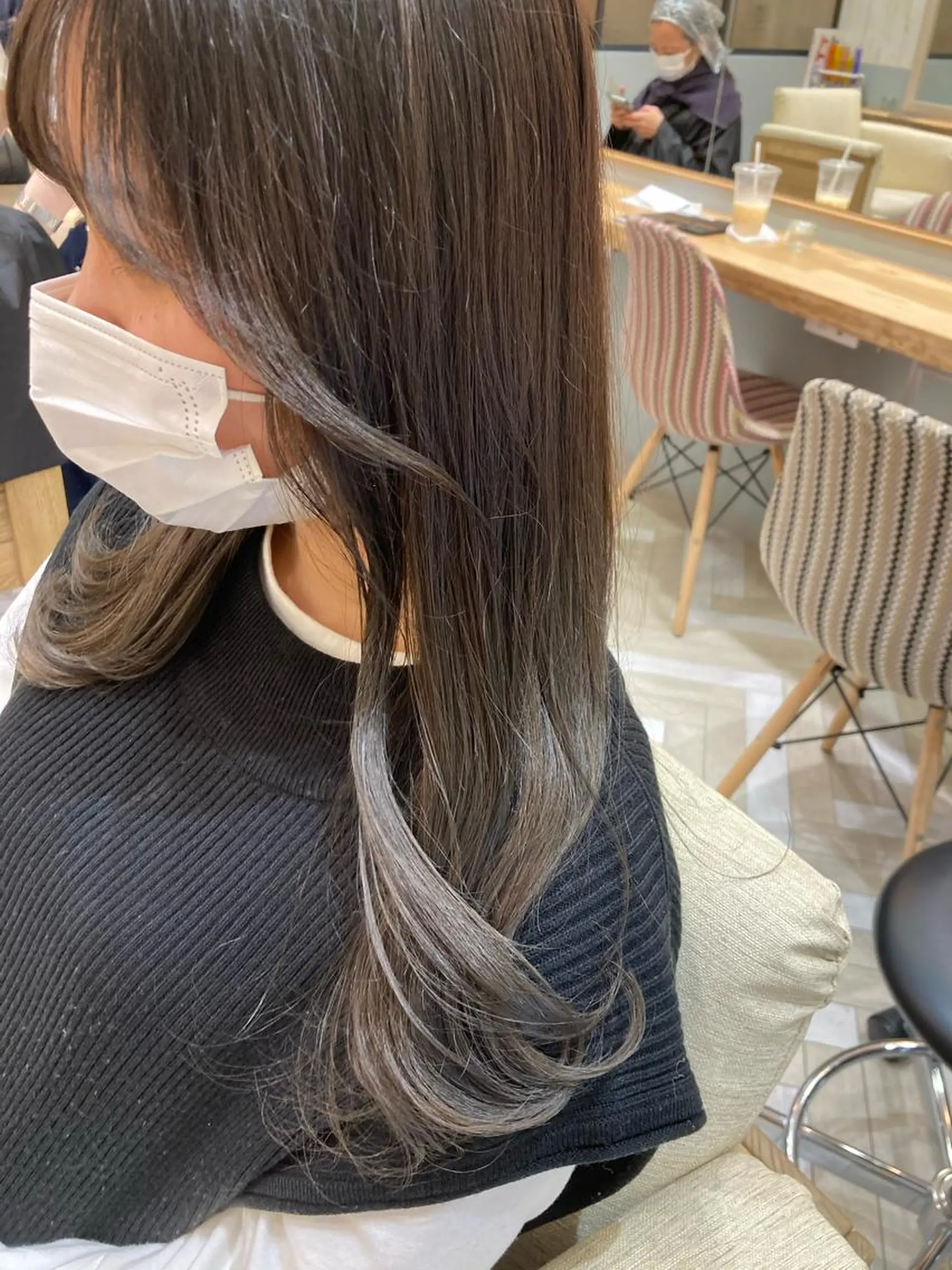 ロング 顔まわりレイヤー レイヤーカット 小顔カット Loom .by Sea  ルームバイシー所属・レイヤー/前髪/ 韓国/CHIHIROのヘアスタイル