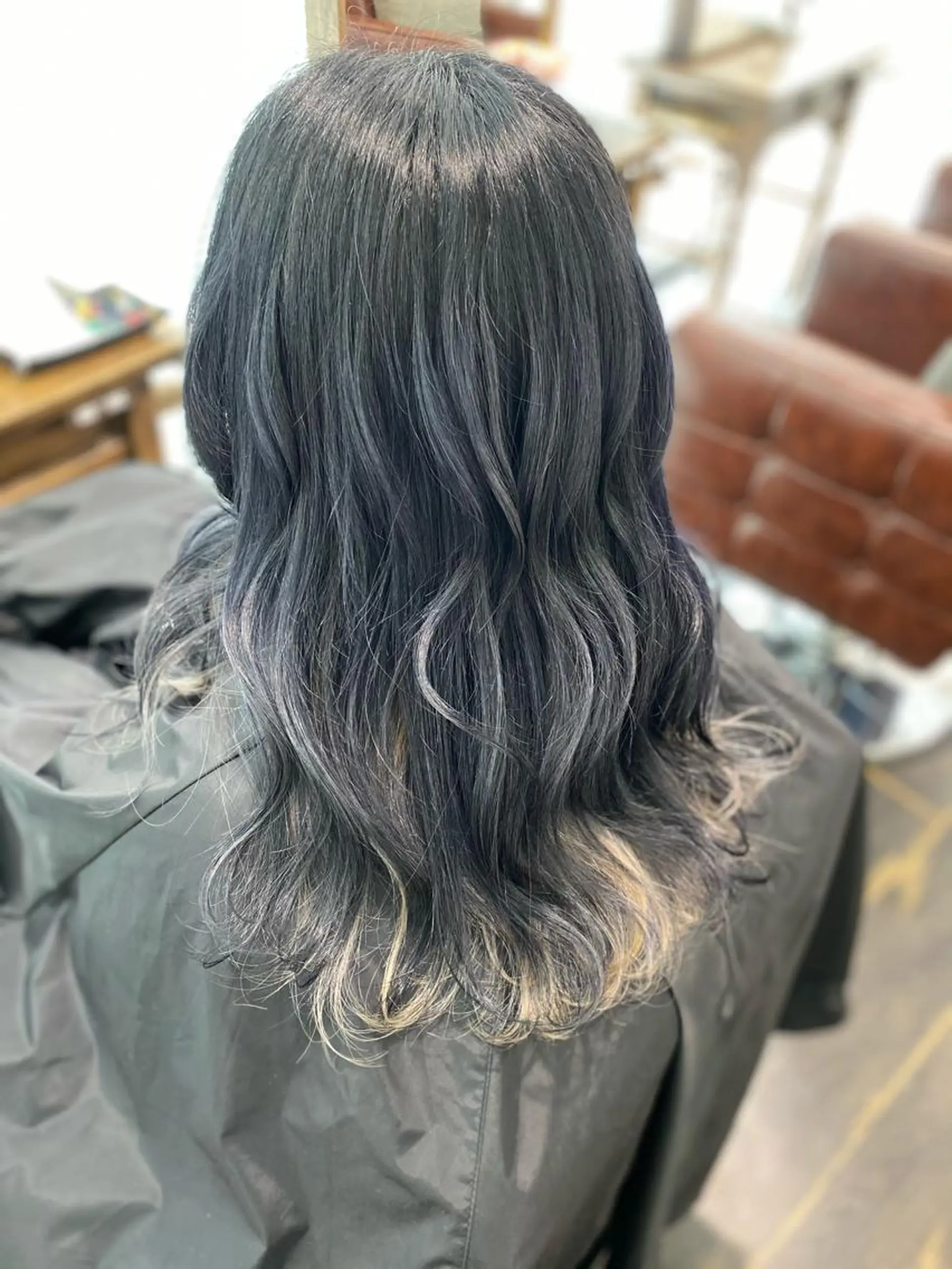 セミロング 田中 優のヘアスタイル