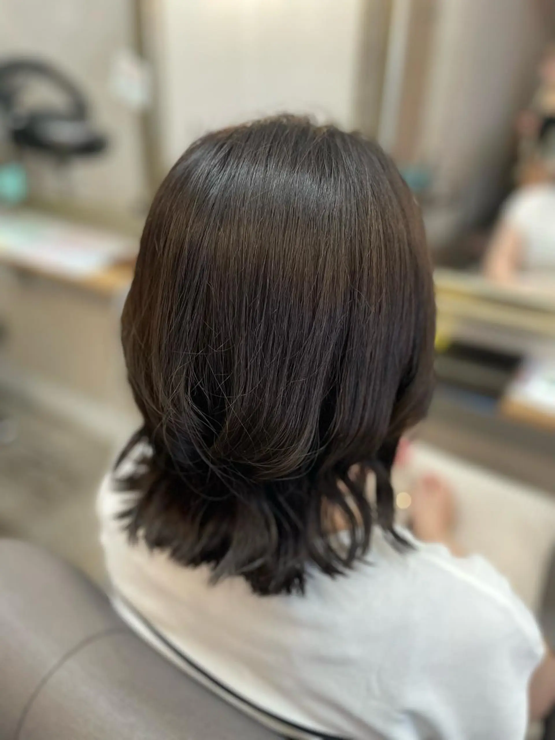 ミディアム 齋藤 真由のヘアスタイル