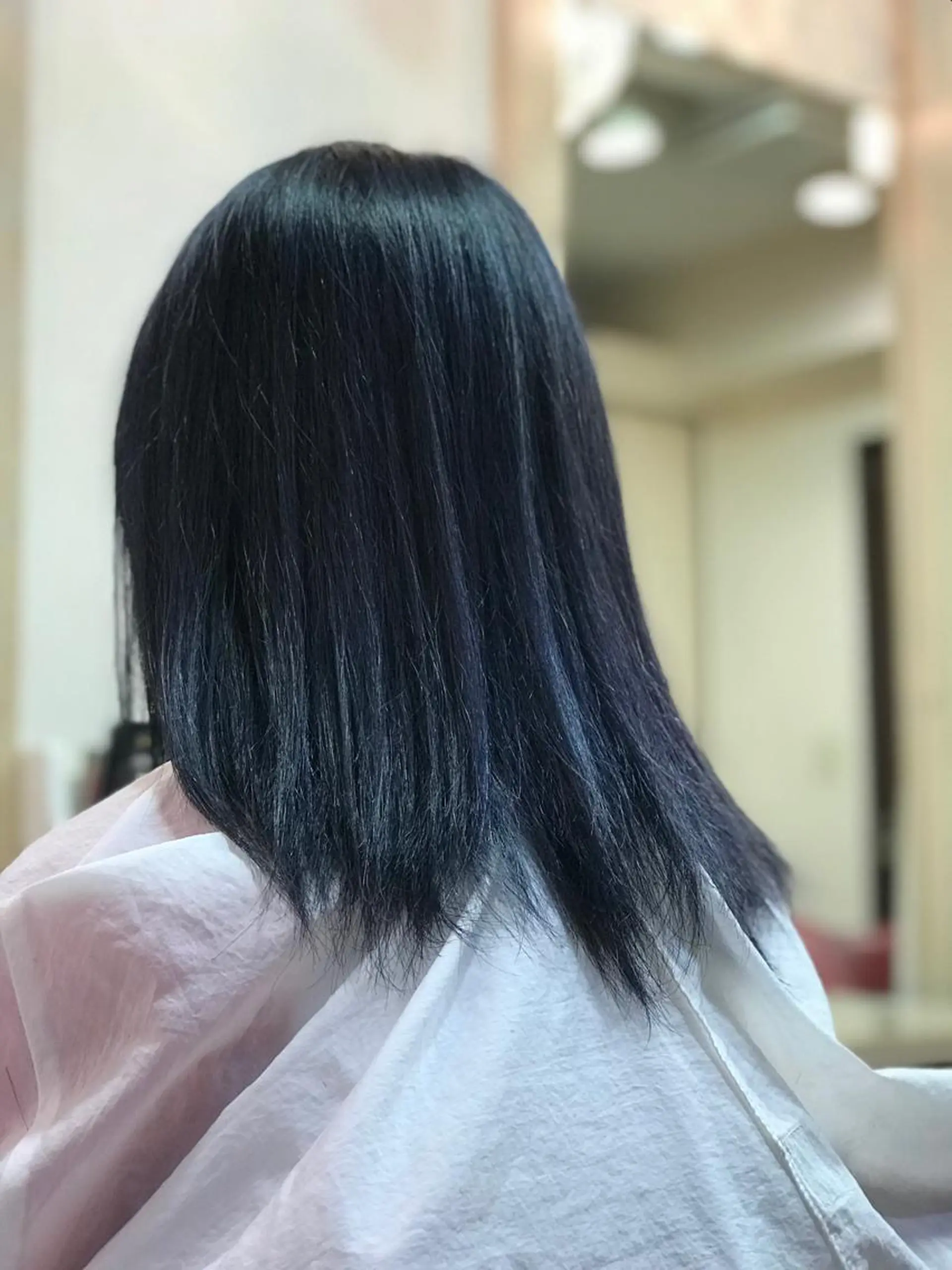 ミディアム カラー ささき まさとのヘアスタイル