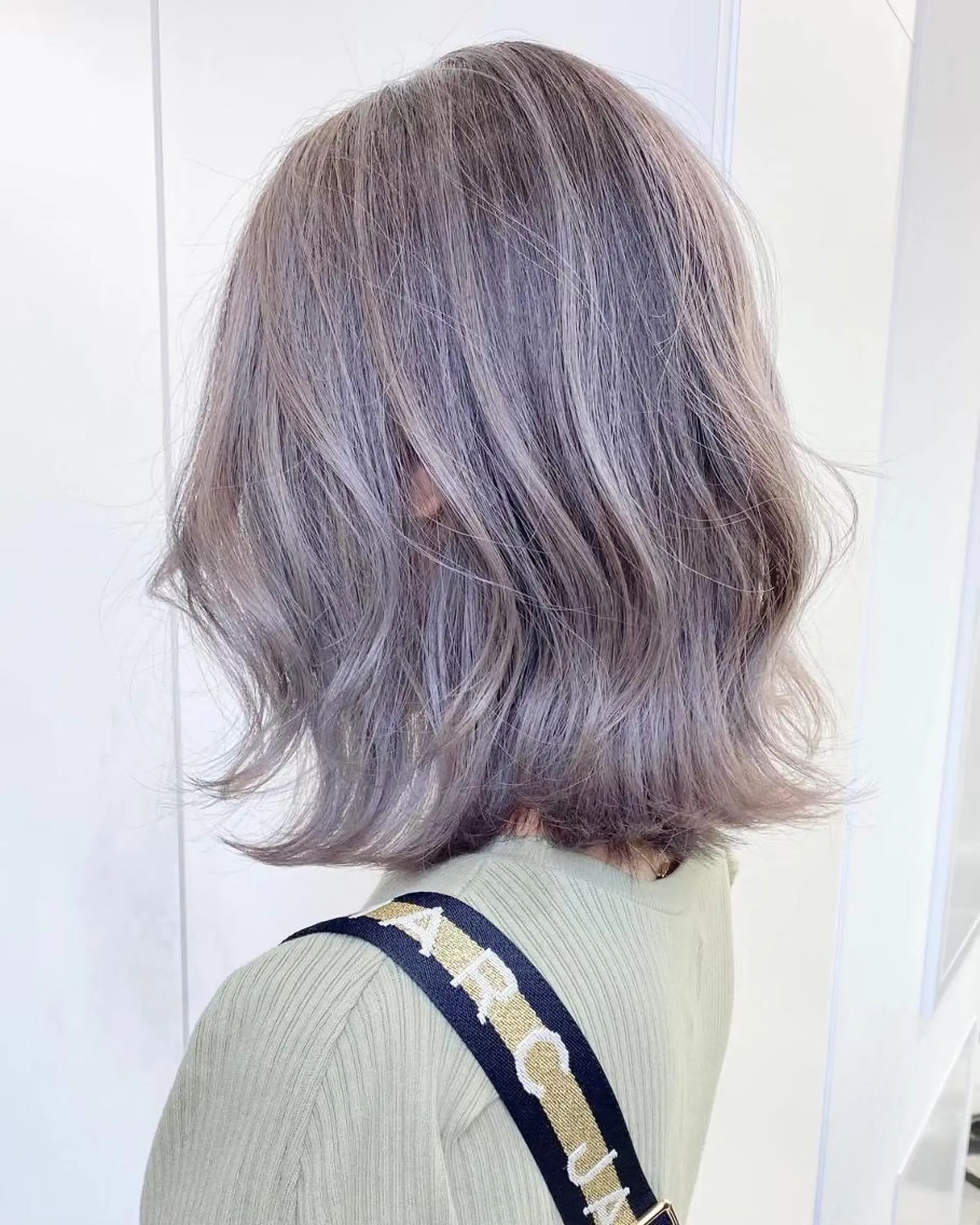 カラー ミディアム ミディアムパーマ ブリーチ ダブルカラー ハイライトカラー イルミナカラー 【公式】amble luxe 中野のヘアスタイル