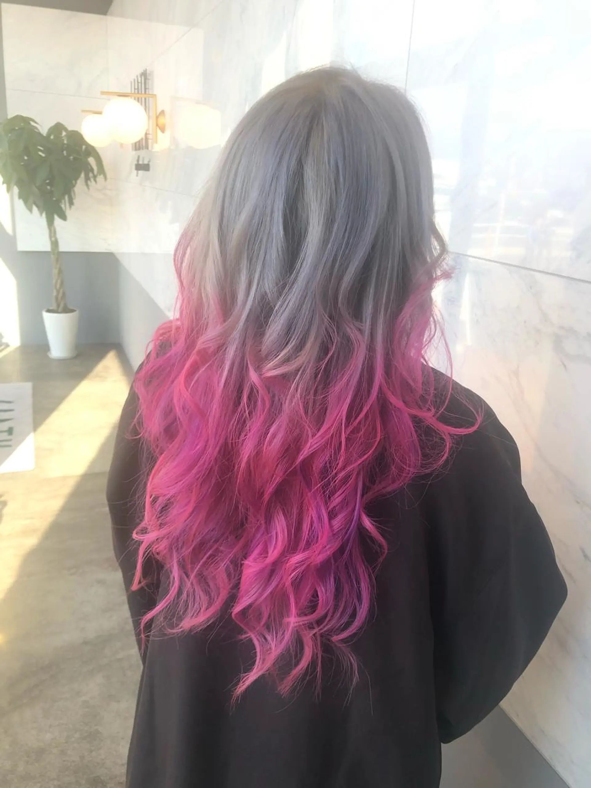 ロング カラー グラデーションカラー ピンクカラー ヘアカラー トリートメント 難しい髪質の縮毛矯正 高岡/射水/髪質改善のヘアスタイル