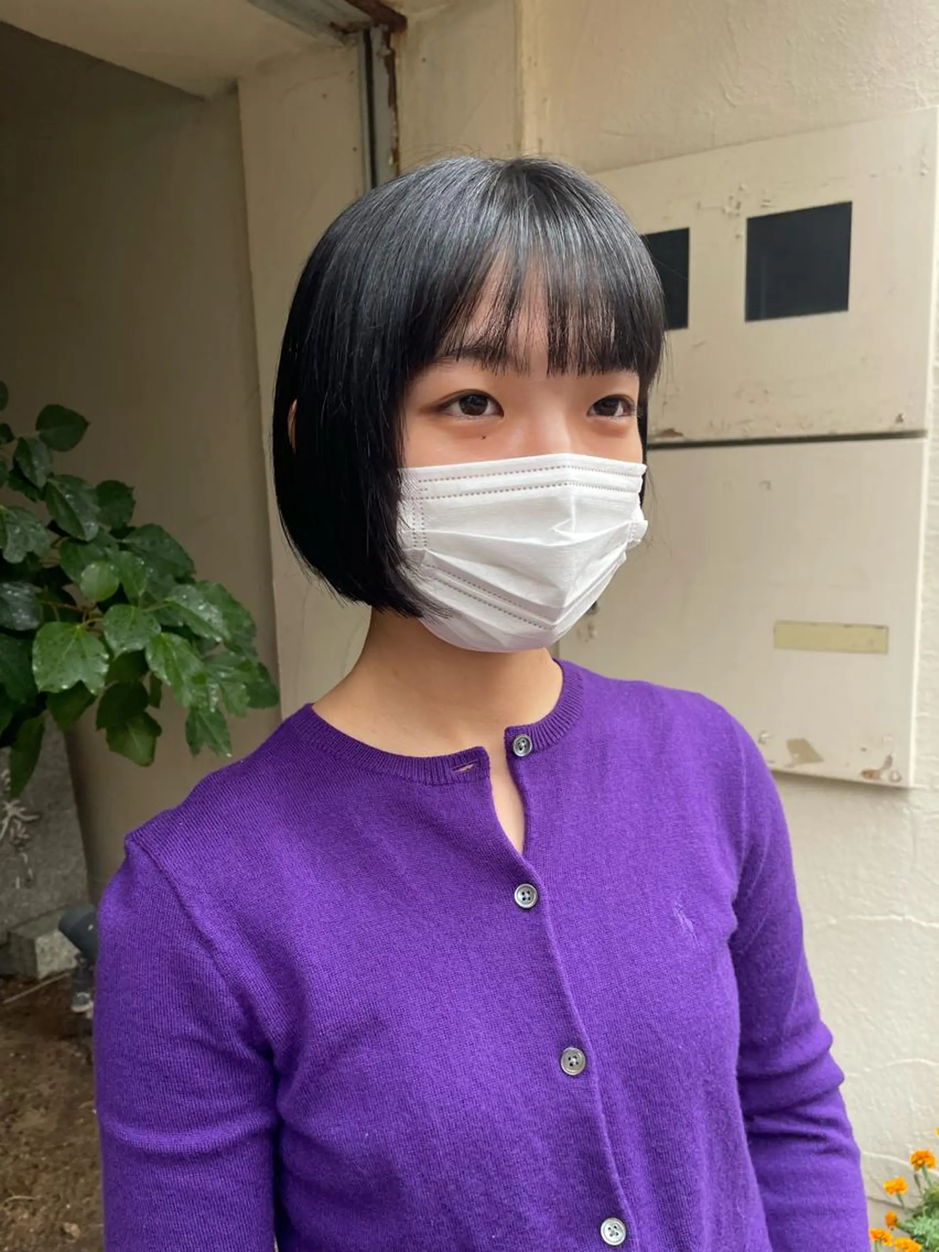 ショート tomo🍒パーマ ハイトーン似合わせのヘアスタイル