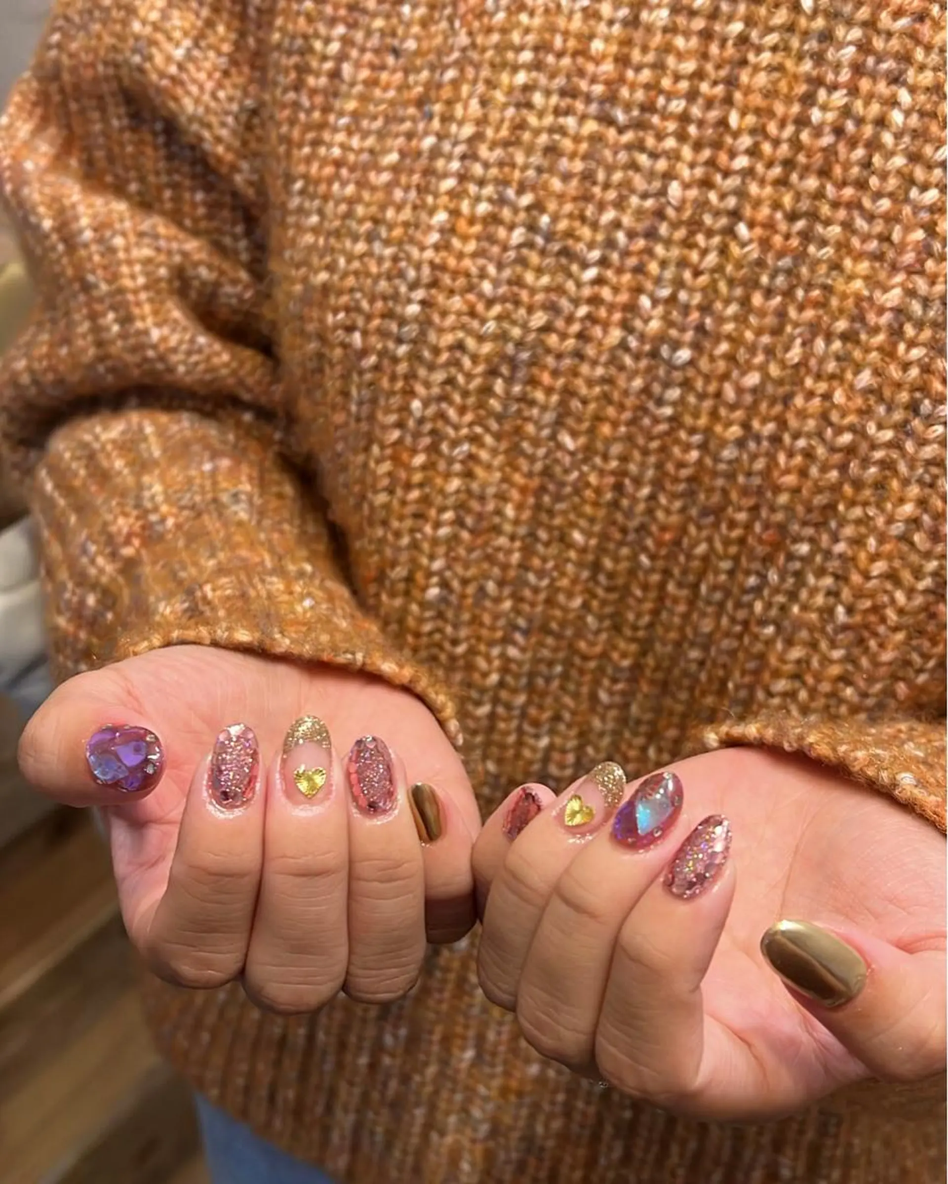 ネイル ハンドネイル フットネイル ハンドケア Nes.Nail所属・Miyagi Asamiのネイルデザイン