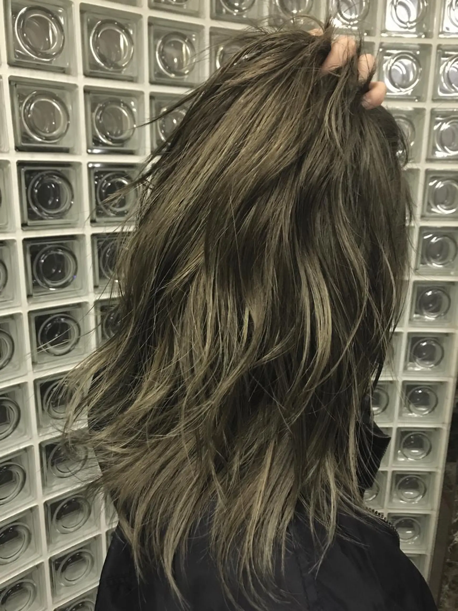 カラー グラデーションカラー ハイライトカラー _WHITE所属・石川直樹 似合わせカット✨のヘアスタイル