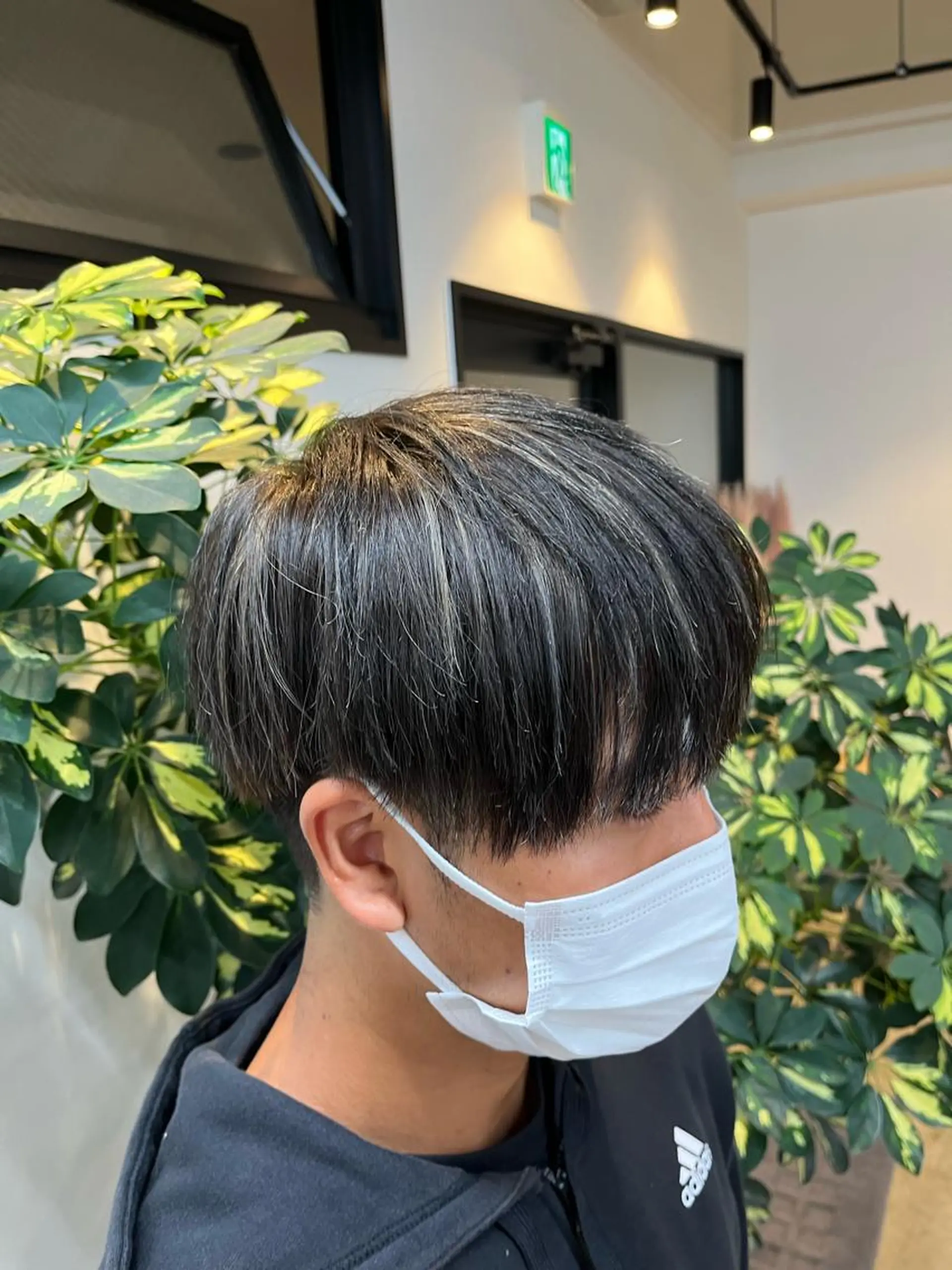 ショート カラー メンズ ヘアカラー ハイトーンカラ ー/小川のヘアスタイル