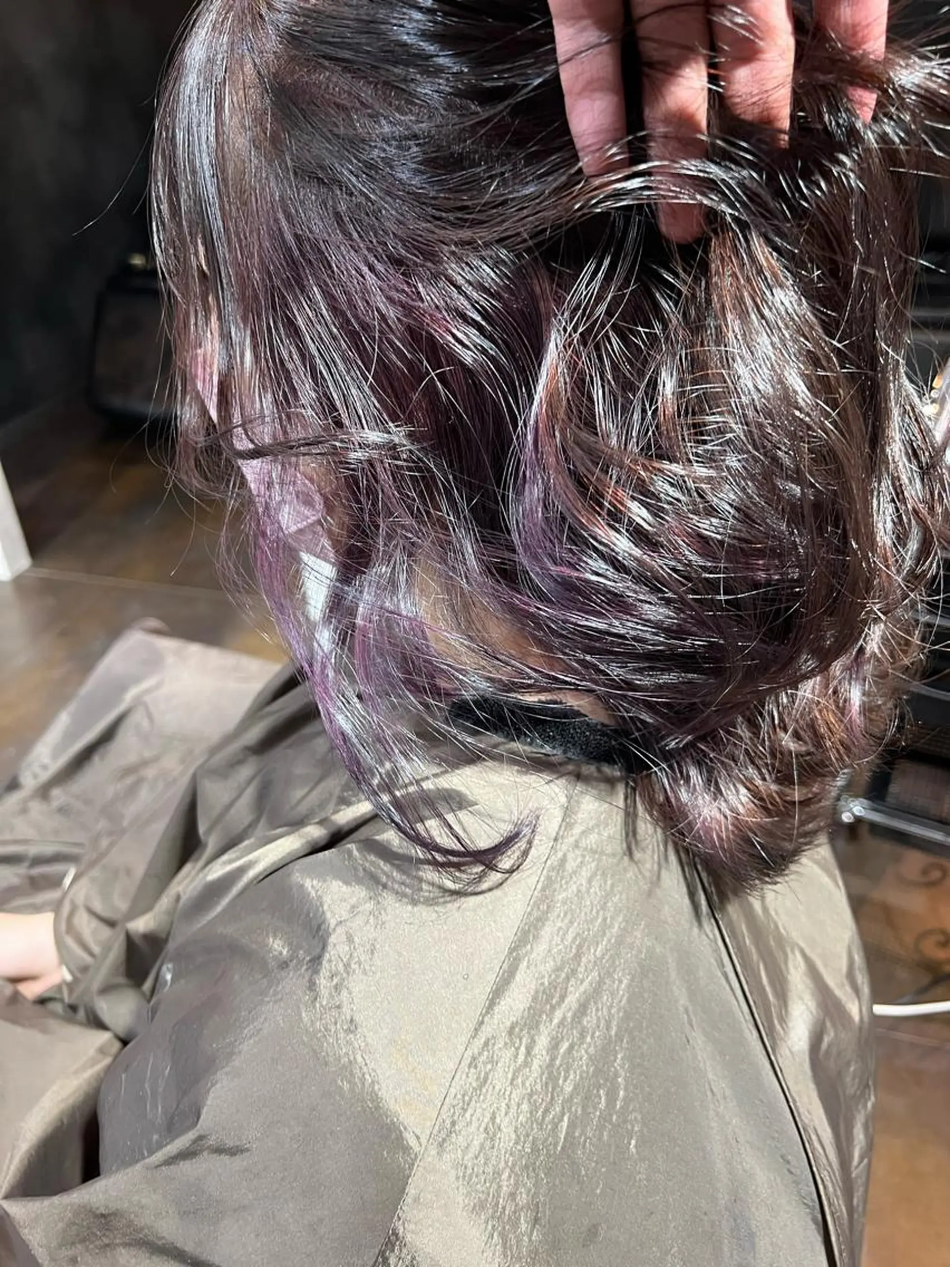 ロング カラー パーマ ヘアアレンジ メンズ キッズ ネイル マツエク・マツパ アイブロウ シールエクステ メンズバレイヤージュ メンズハイライト メンズインナーカラー メンズ韓国風 韓国/顔周り/透明感 /レイヤー/ひなたのヘアスタイル