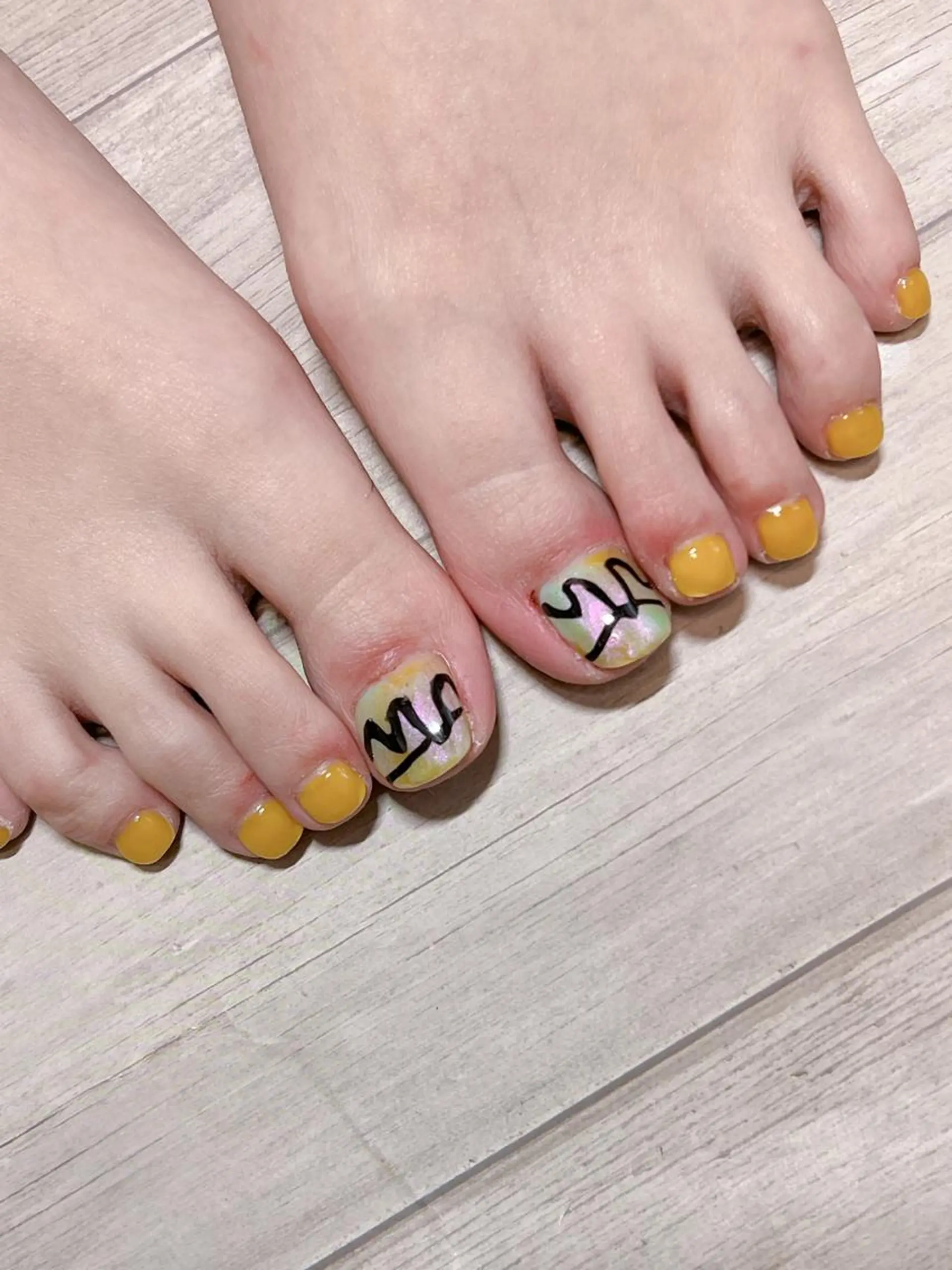 ネイル 個室ネイルサロンDolly Girl〜ドーリーガール〜所属・DollyGirl KYOKOのネイルデザイン