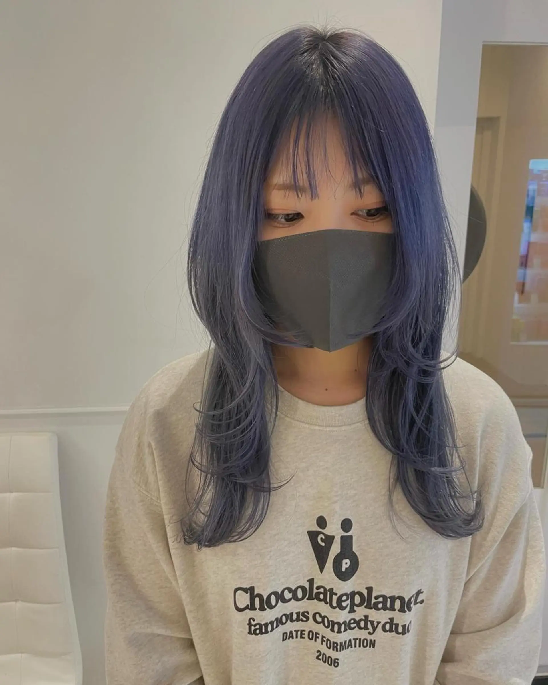 ミディアム カラー パーマ ヘアアレンジ メンズ キッズ ネイル マツエク・マツパ ブルーカラー ブルーラベンダー ラベンダーカラー ブルー 🫧垢抜けヘア🫧 SHIORIのヘアスタイル