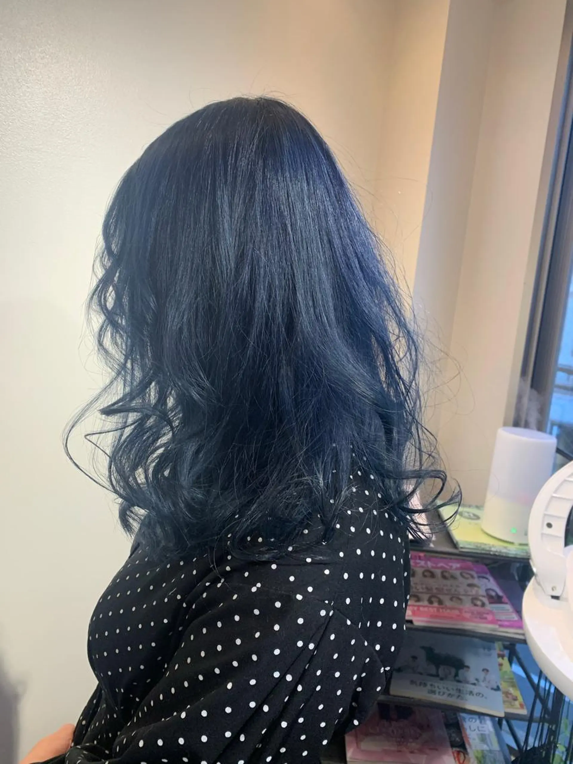 カラー I. NARUSEのヘアスタイル