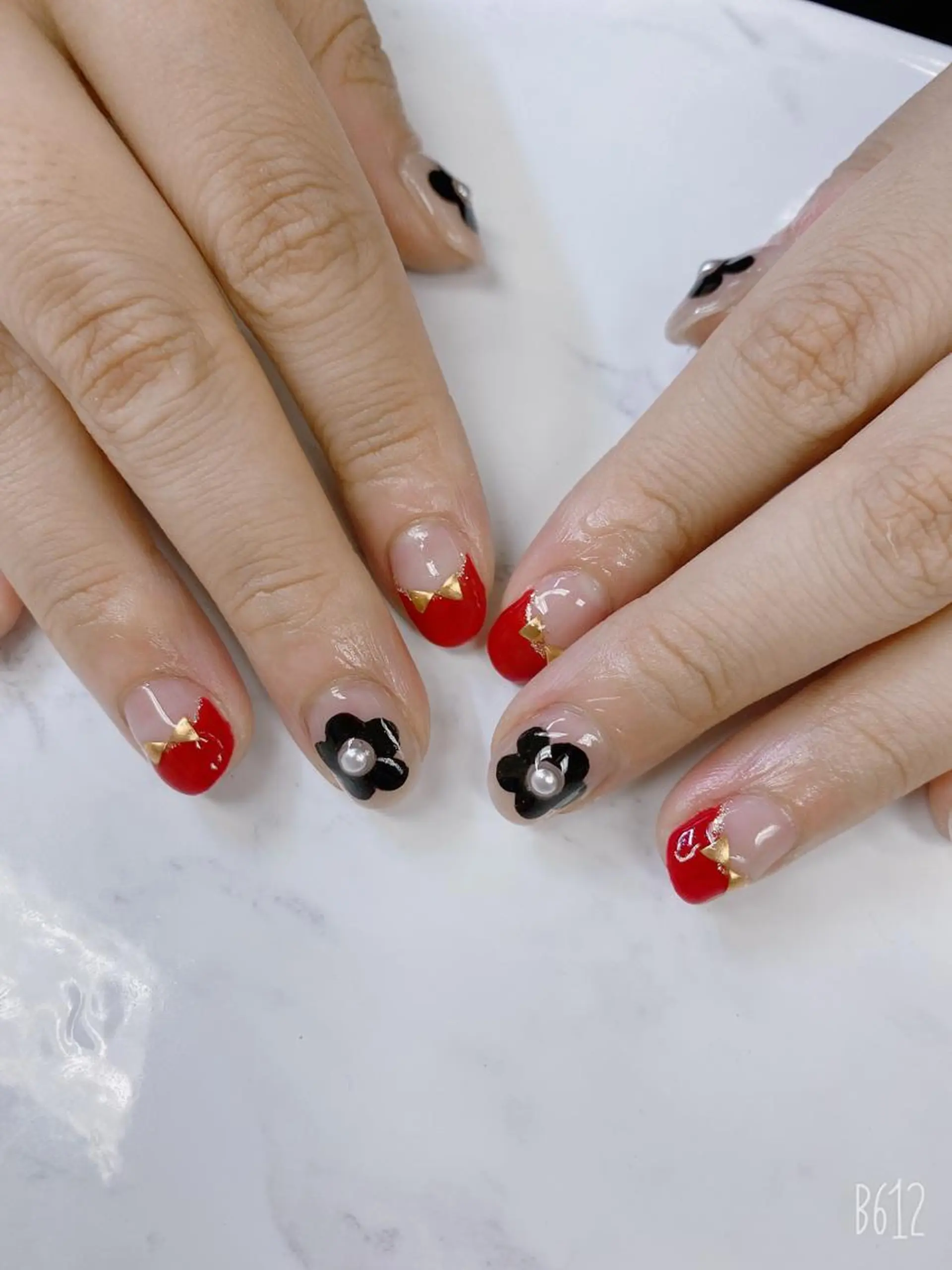 ショート ハンドネイル JNA認定講師🌸 RIEのネイルデザイン