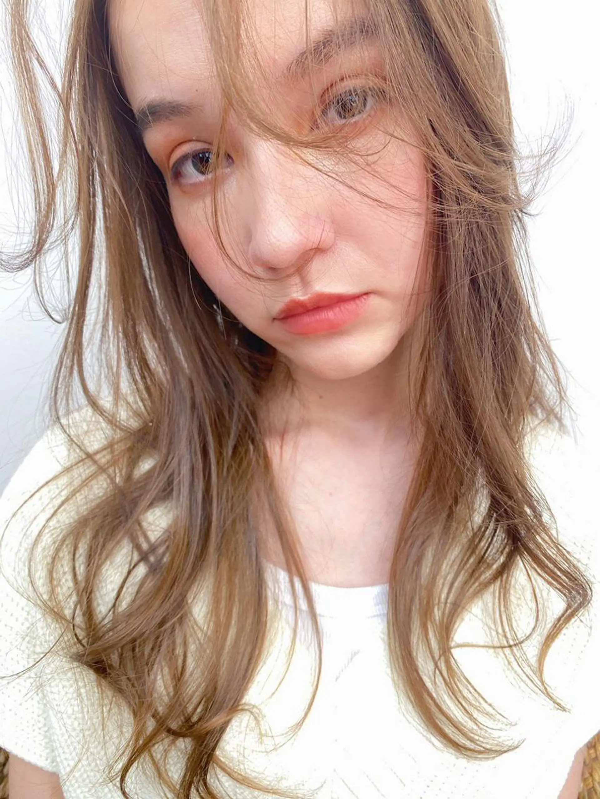 ロング カラー パーマ ヘアアレンジ メンズ キッズ ネイル マツエク・マツパ モリモト サナのヘアスタイル