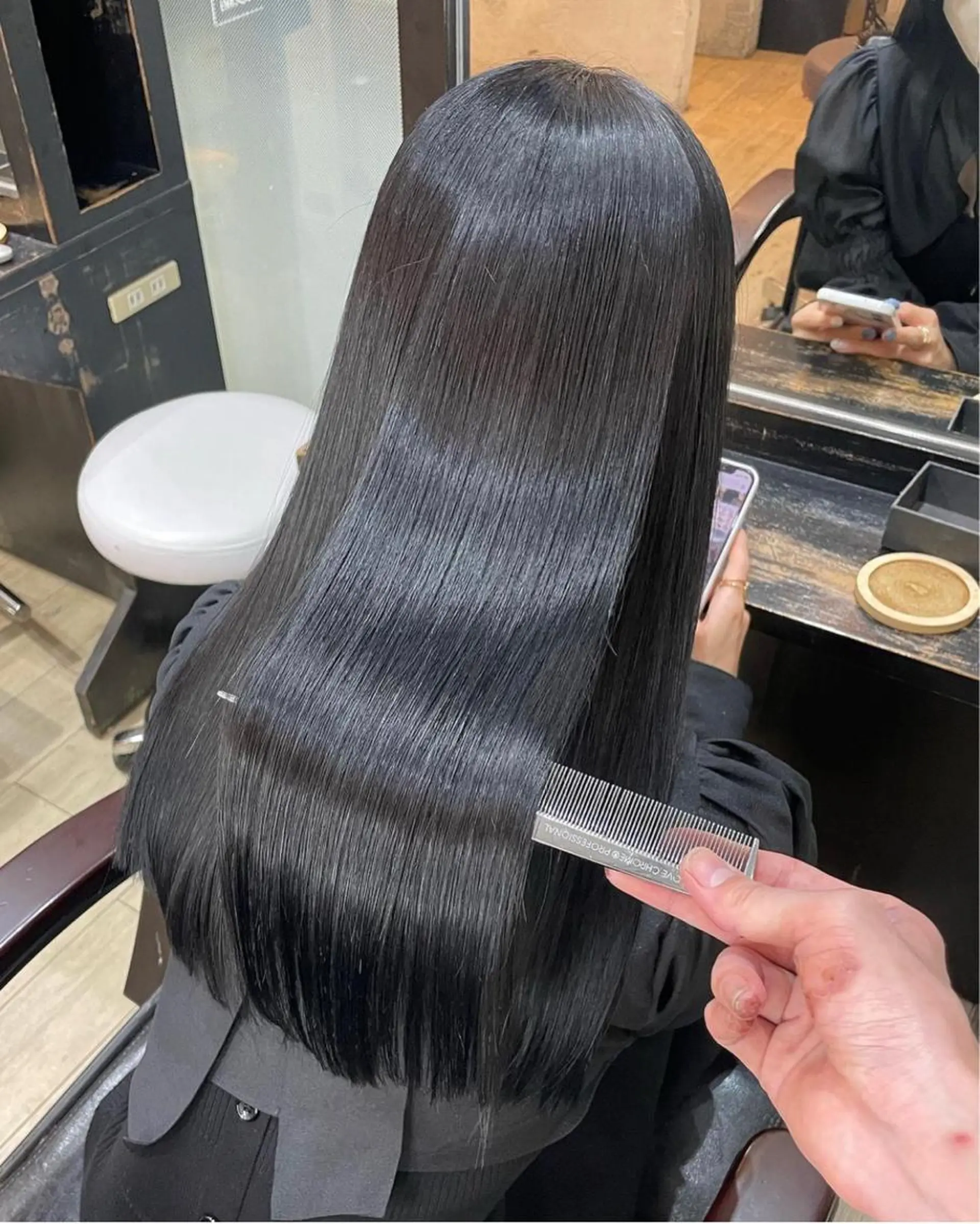 ロング カット 縮毛矯正 le. pidorgeのヘアスタイル