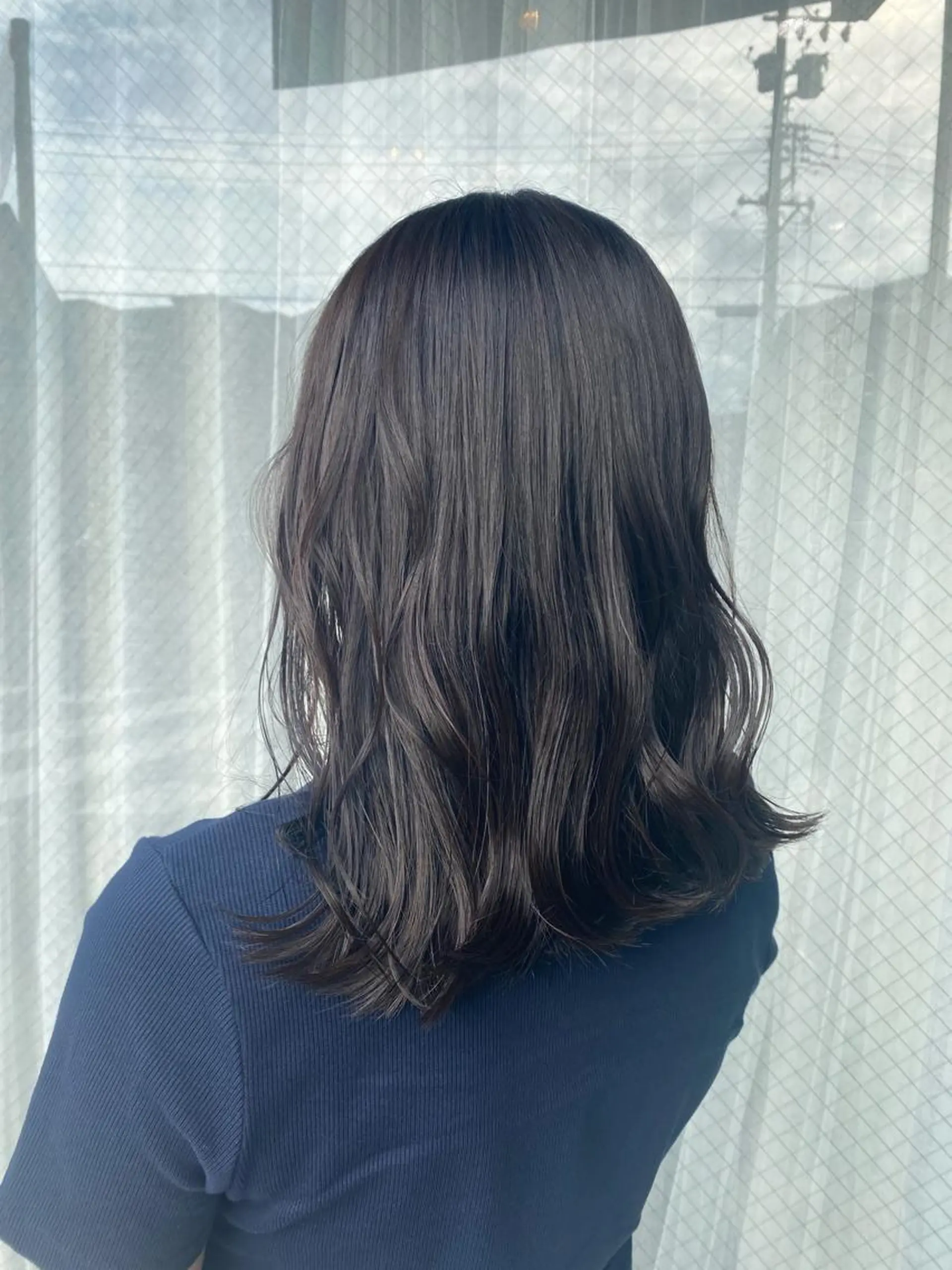 セミロング カラー 高浜 夕海のヘアスタイル