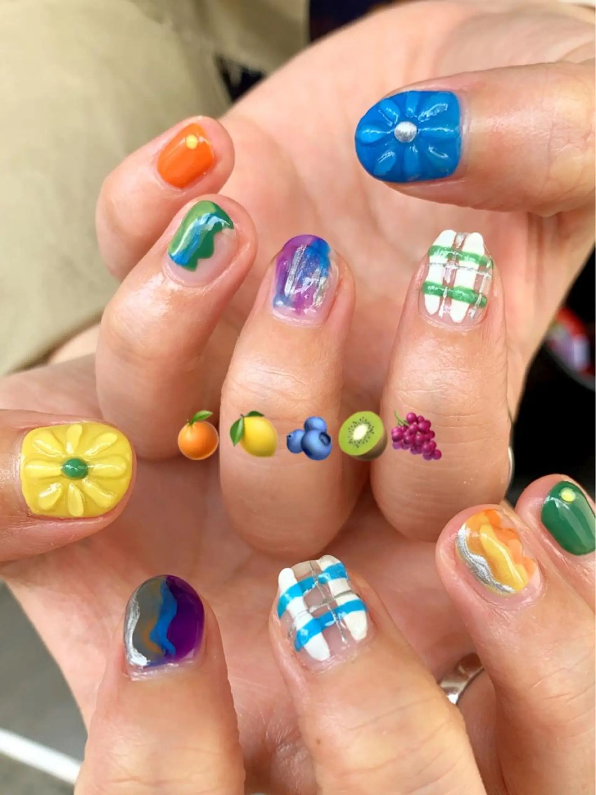 ネイル ニュアンスネイル ハンドネイル Kureha/ネイル トレンドヘアのヘアスタイル