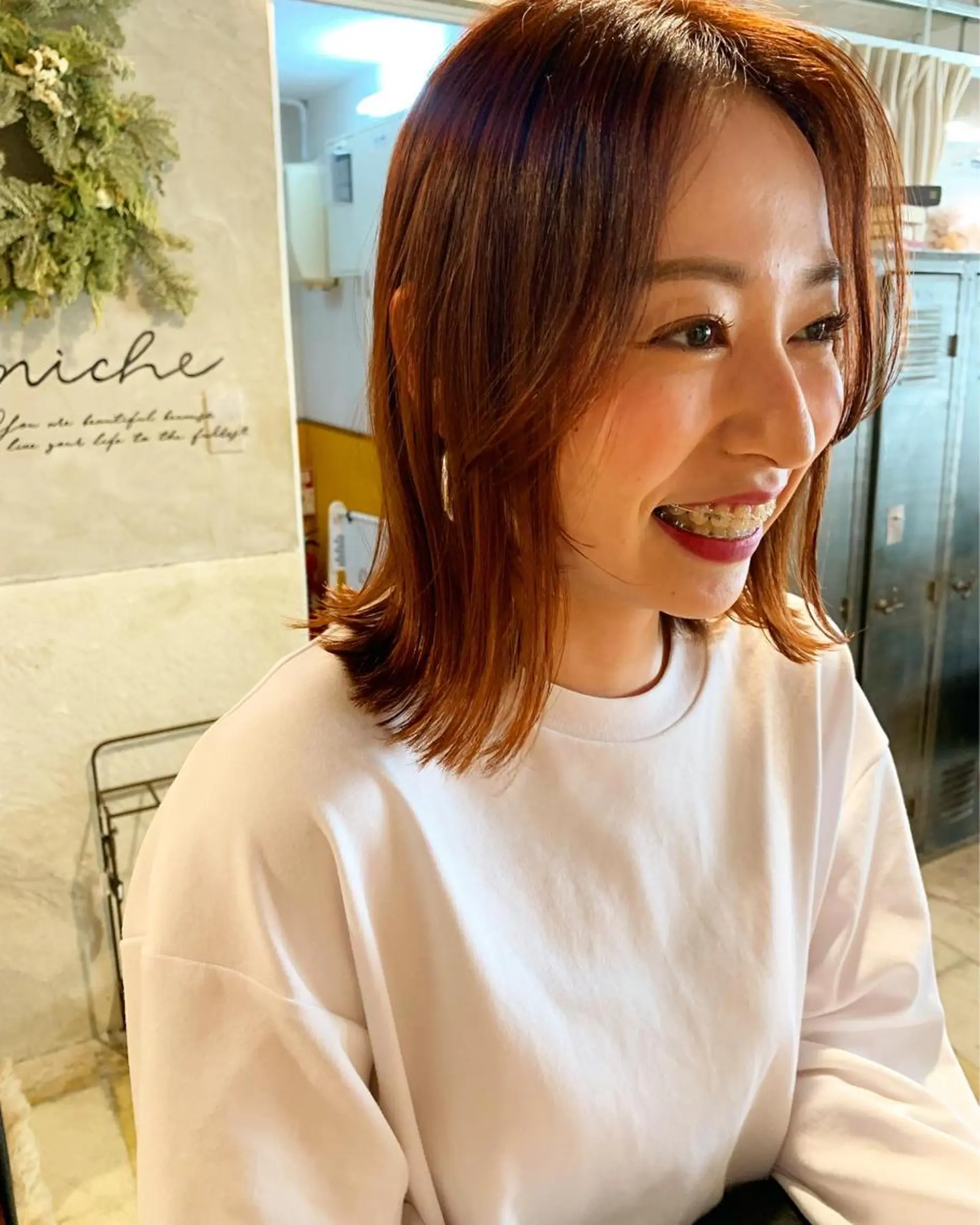 ミディアム カラー 落合 妙佳のヘアスタイル