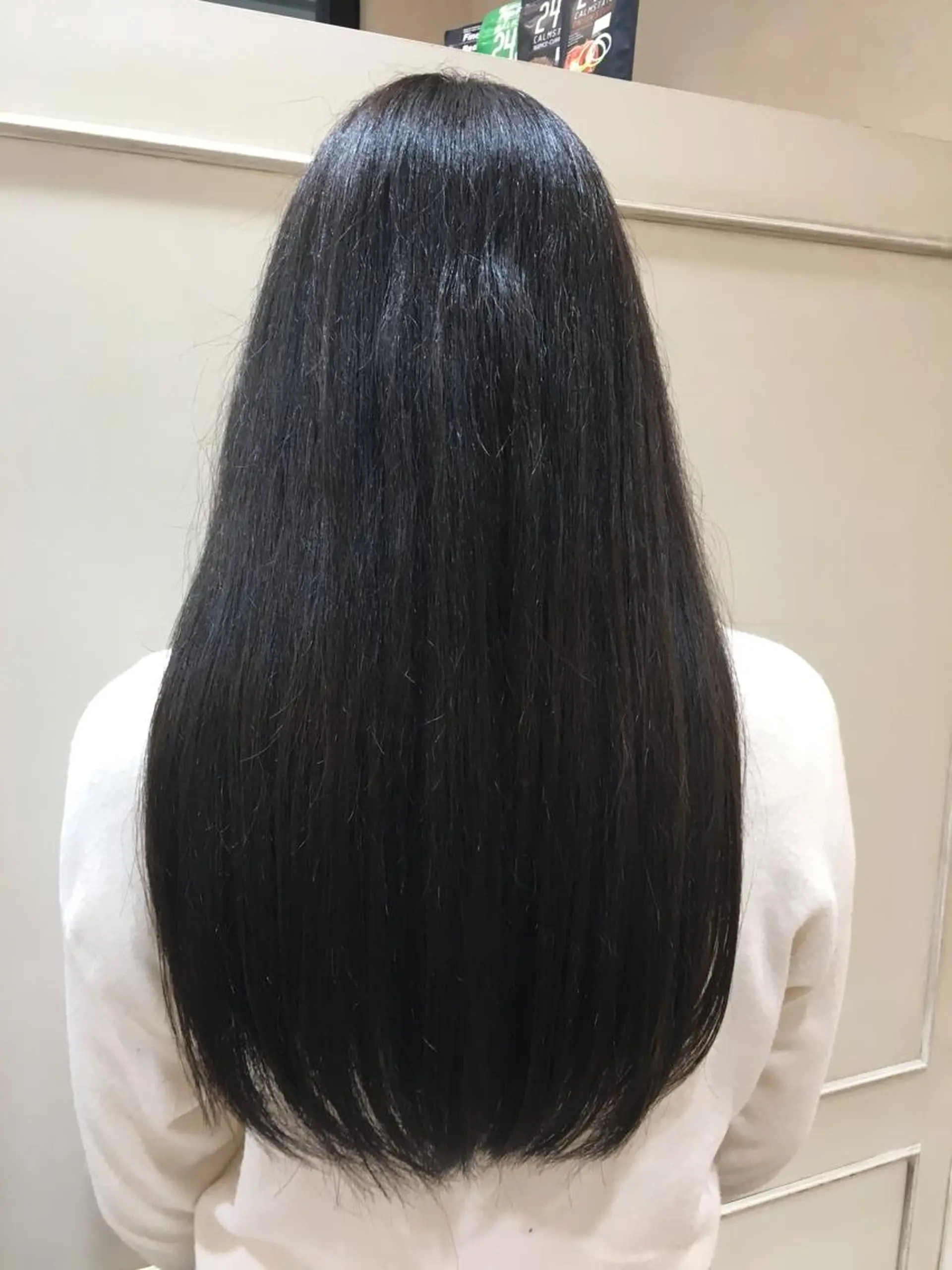 ロング カラー ベージュカラー カット ヘアカラー トリートメント 吉原 雪乃のヘアスタイル