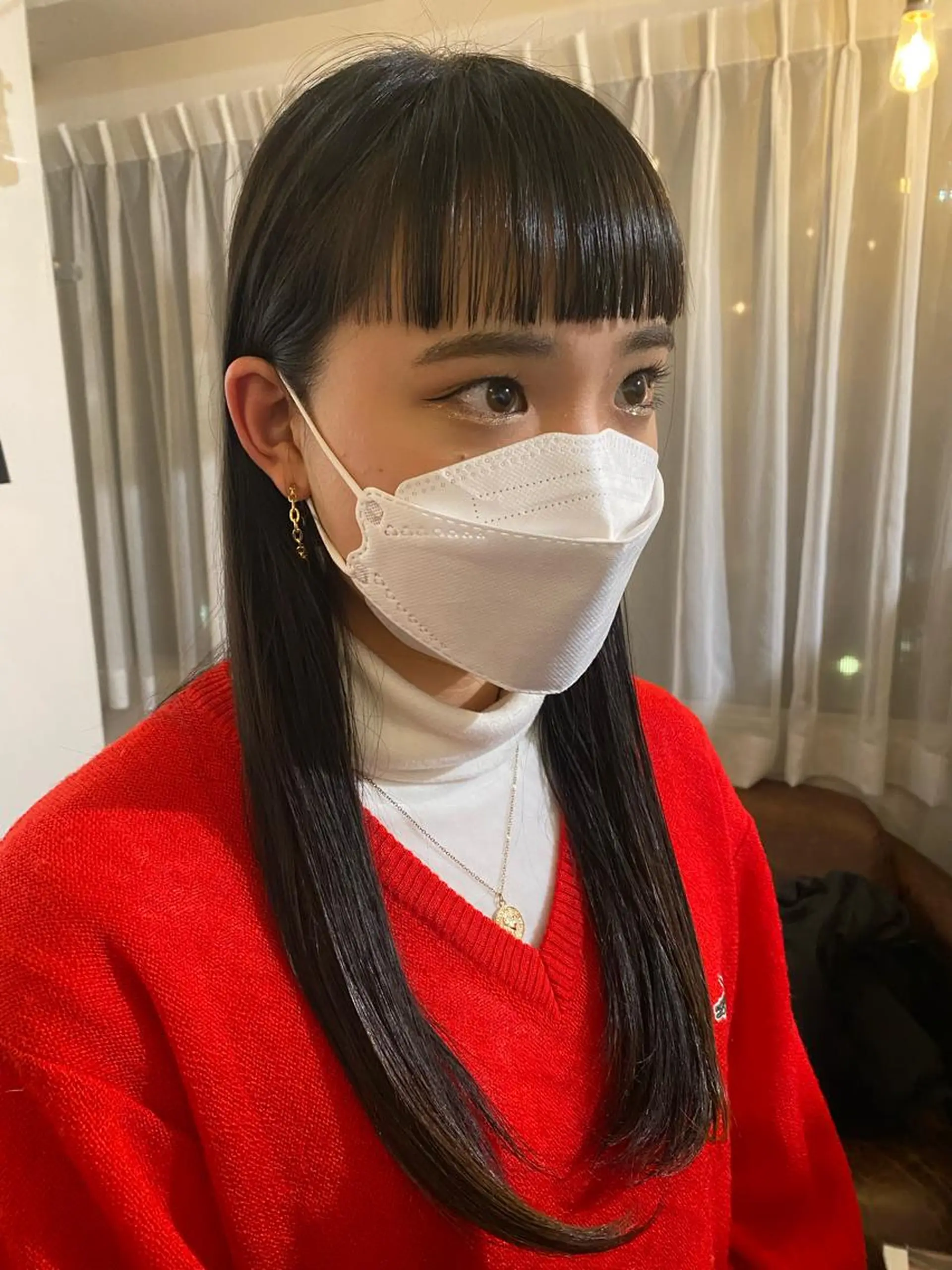 ロング 梅田ハイトーン チダ ヒナノのヘアスタイル