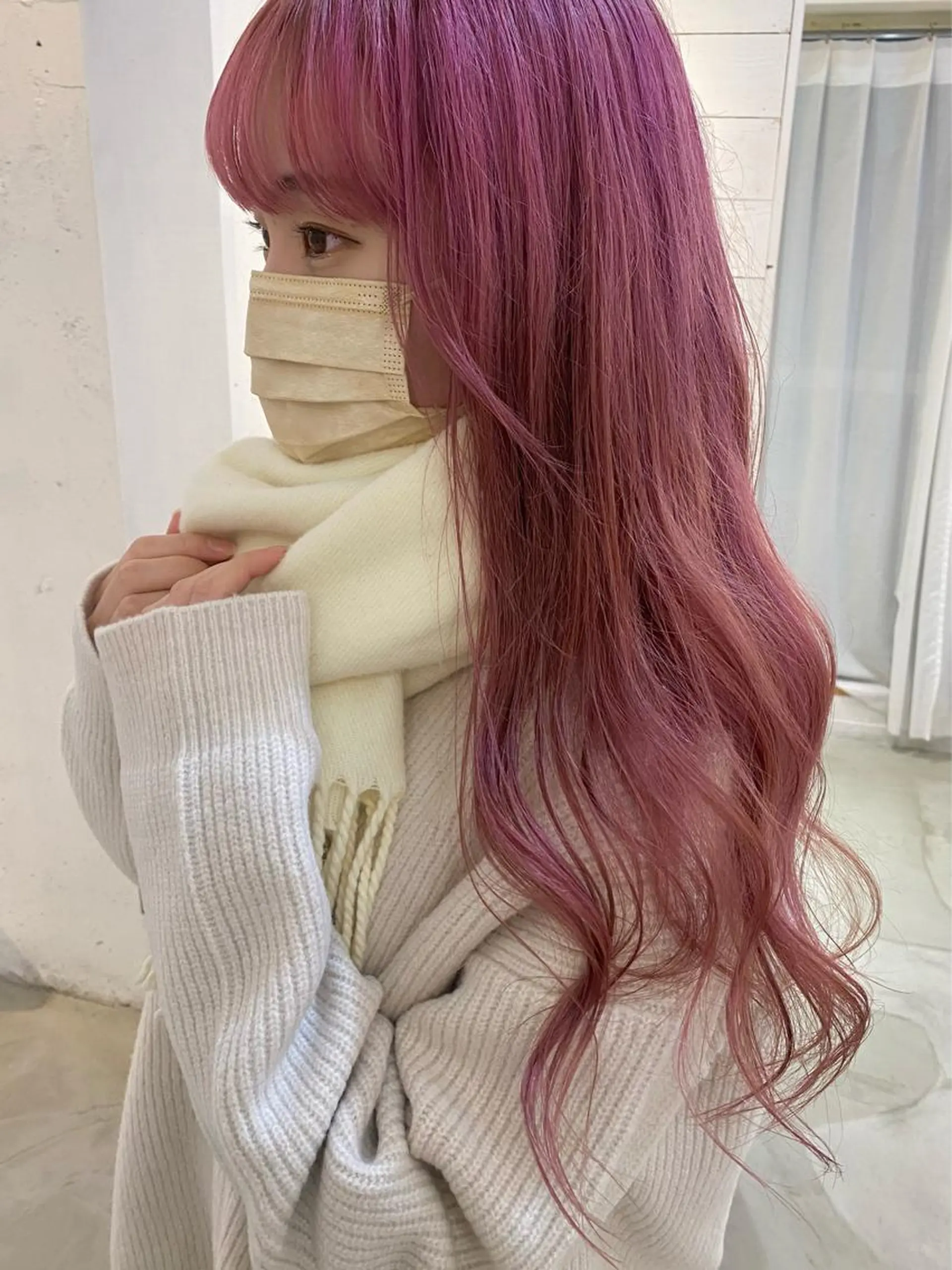 ロング 髪質改善 韓国風ヘア ブリーチなしカラー ダブルカラーエクステのヘアスタイル