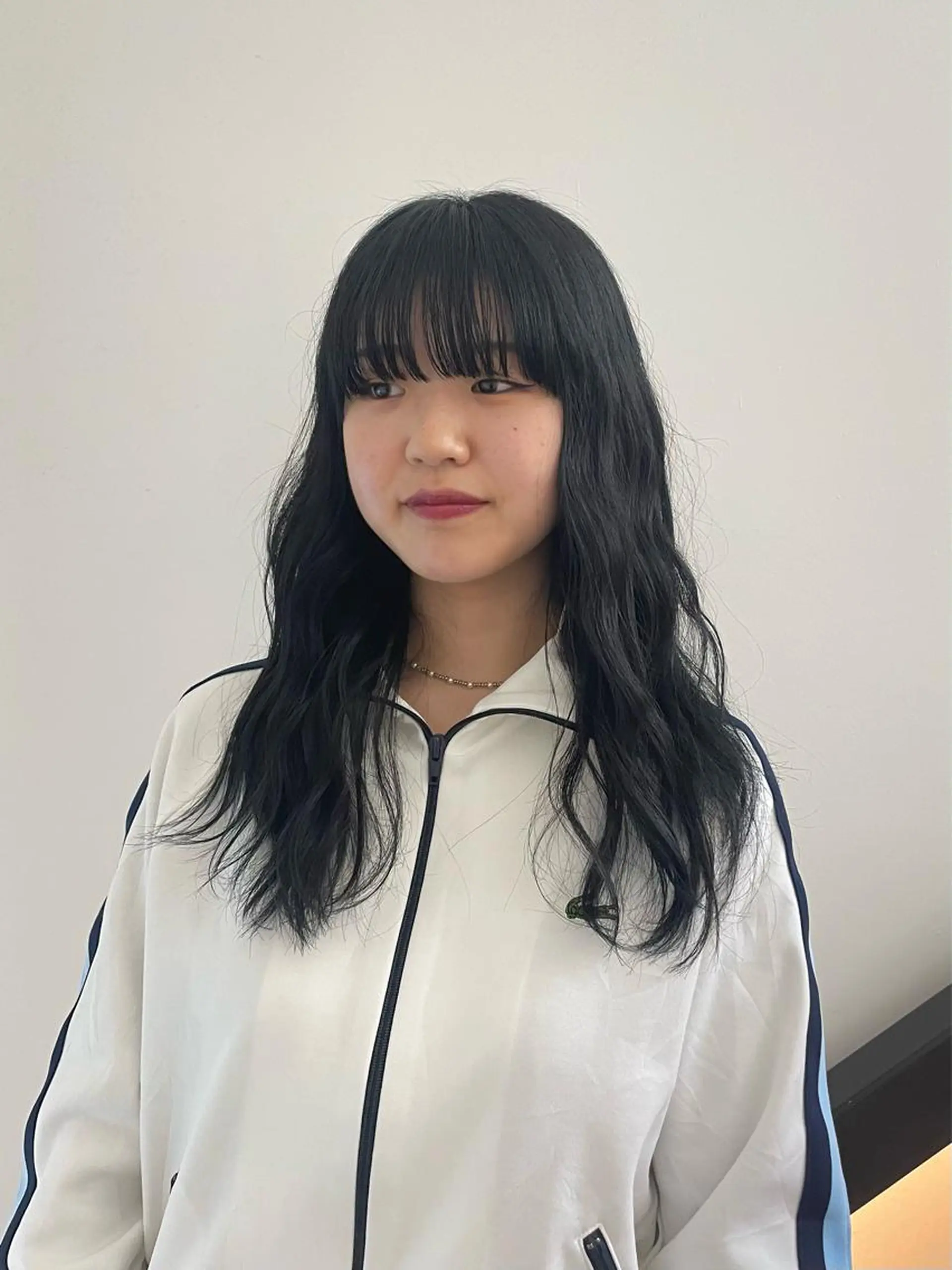 ロング カラー 黒髪 ブルーカラー ブルーブラック ヘアカラー 🌟暖色系ハイトーン 🌟AIのヘアスタイル