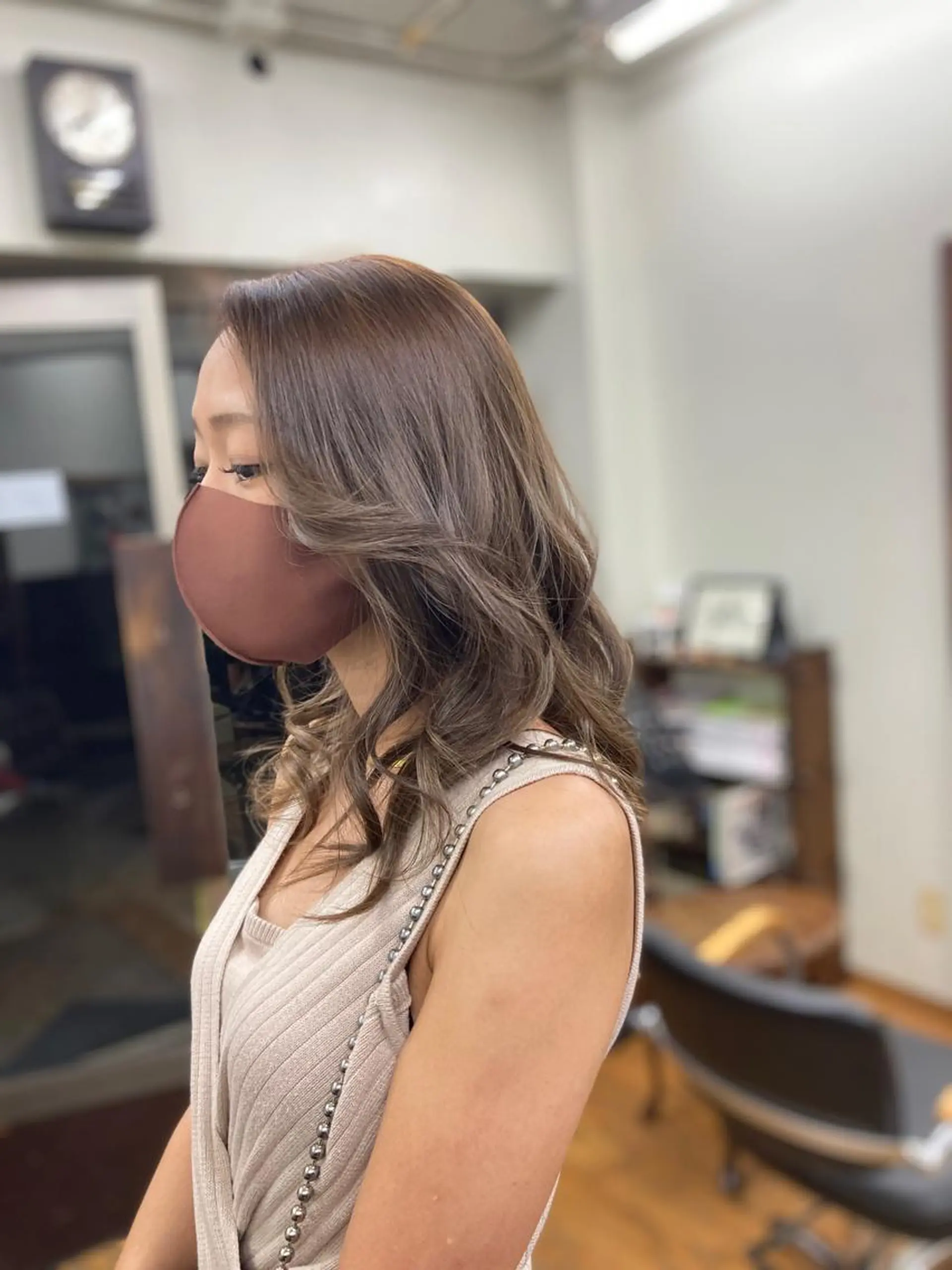 セミロング カット ヘアカラー ヘアー・クロマチックノート所属・杣澤 詩乃のヘアスタイル