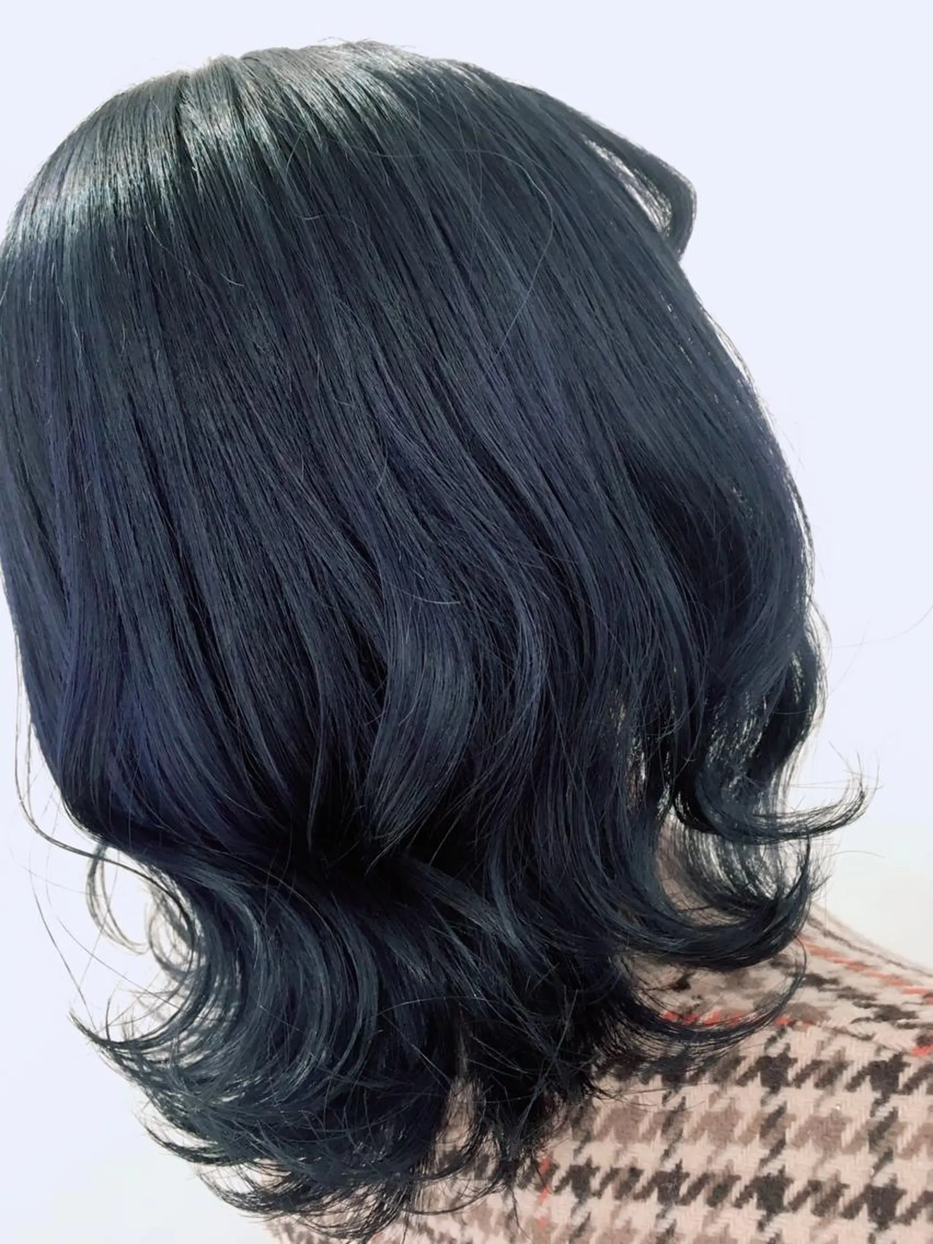 カラー 塩崎 明菜のヘアスタイル