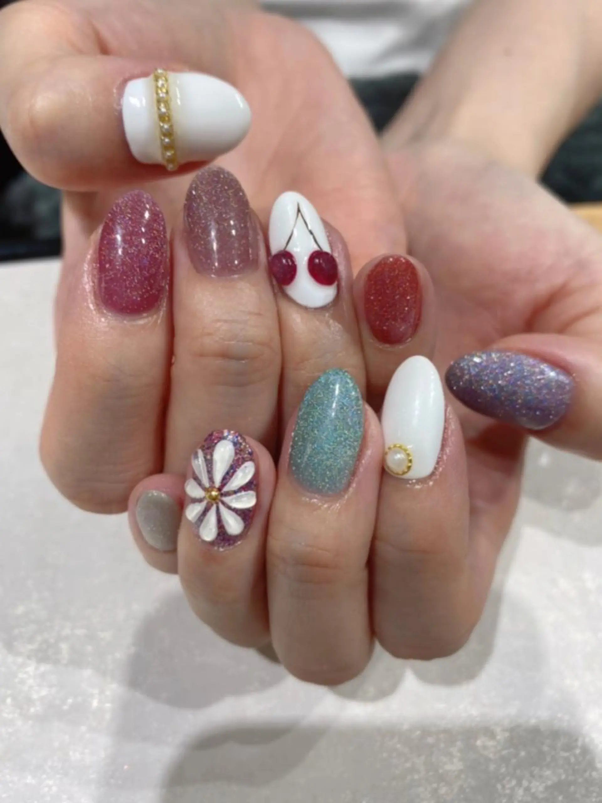 ショート ハンドネイル Nail  R💫 naoのネイルデザイン