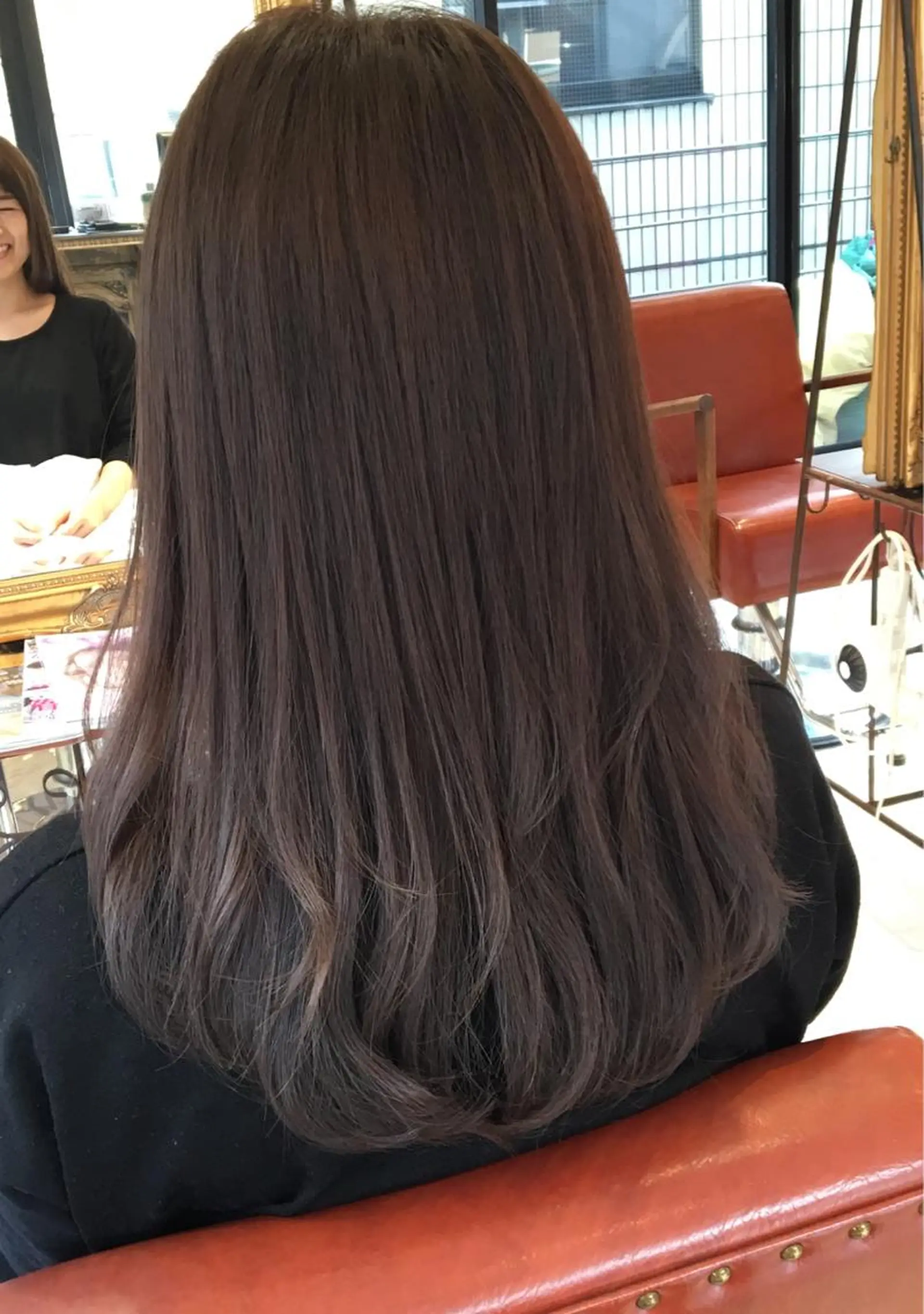セミロング ロング カラー THE DAY所属・AKI HASHIMOTOのヘアスタイル