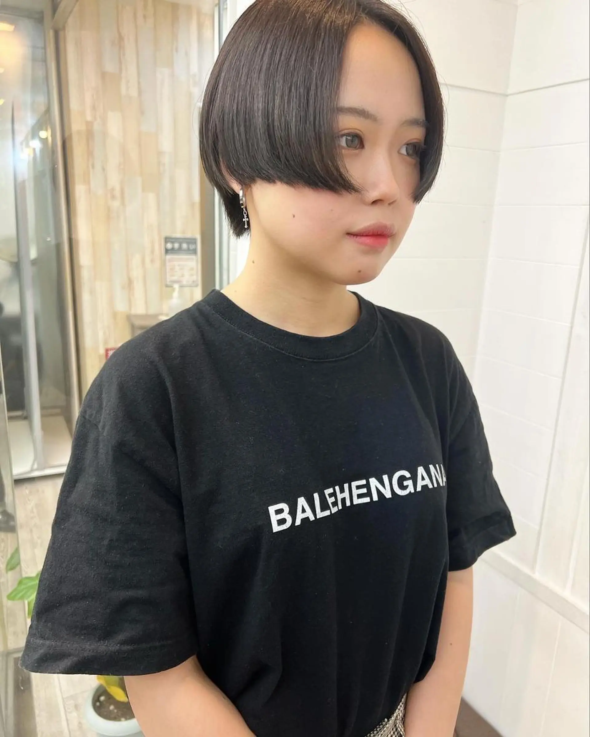 ショート アッシュ ミストバング パープルカラー ボブ デート カット ヘアカラー トリートメント N° anfeel 渋谷🪞🫧のヘアスタイル