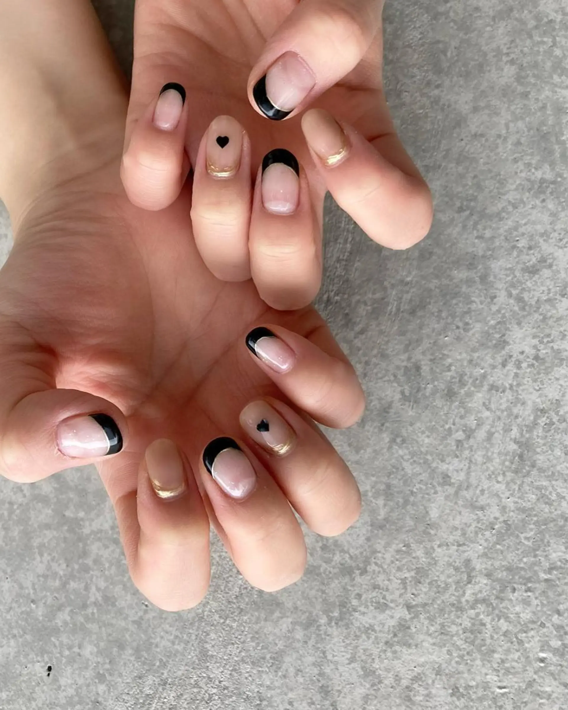 ネイル アートネイル ジェルネイル マグネットネイル ミラーネイル 持ち込み ハンドネイル nail salon Soeurのネイルデザイン