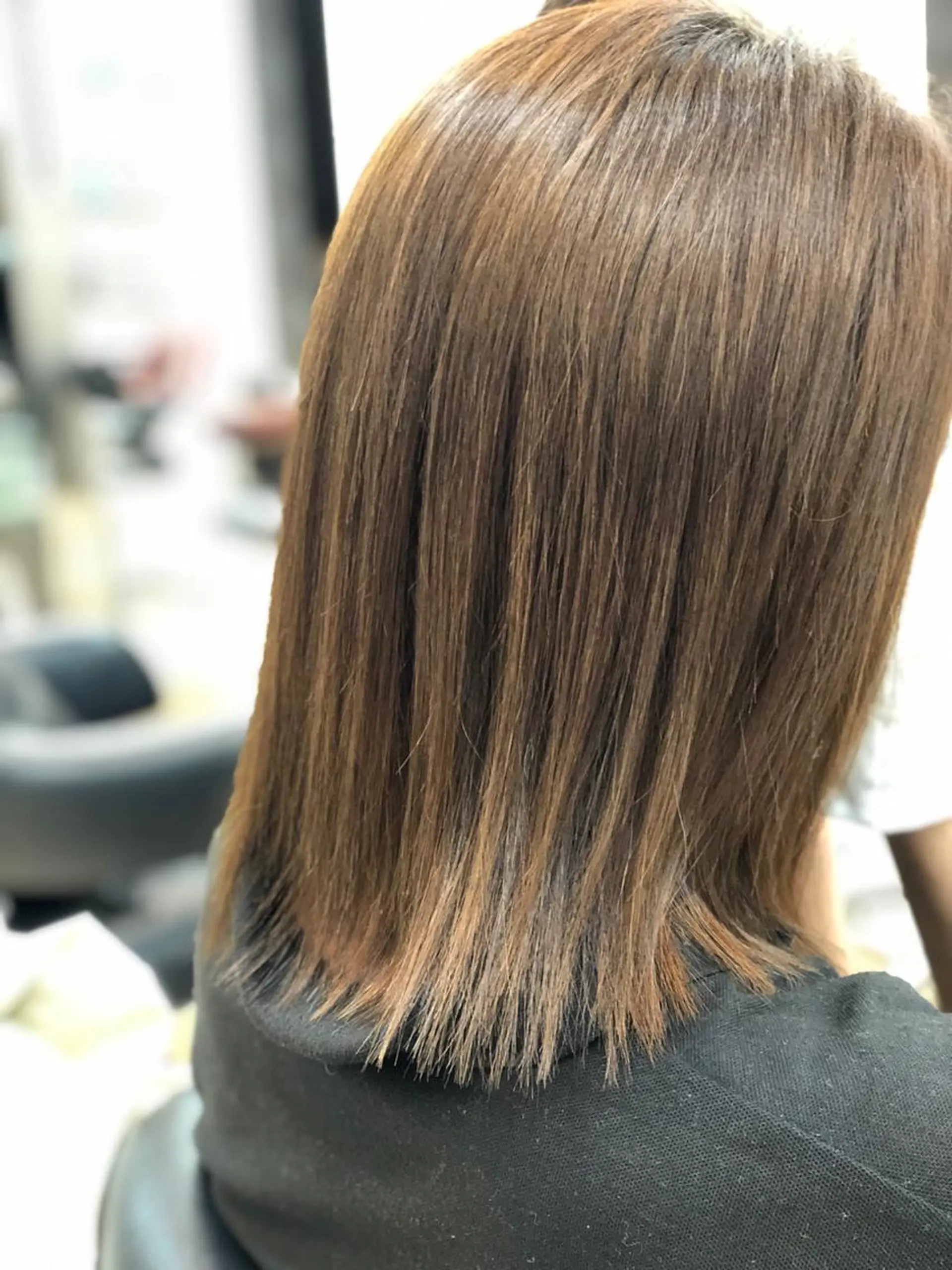 ミディアム 斎藤 みくのヘアスタイル