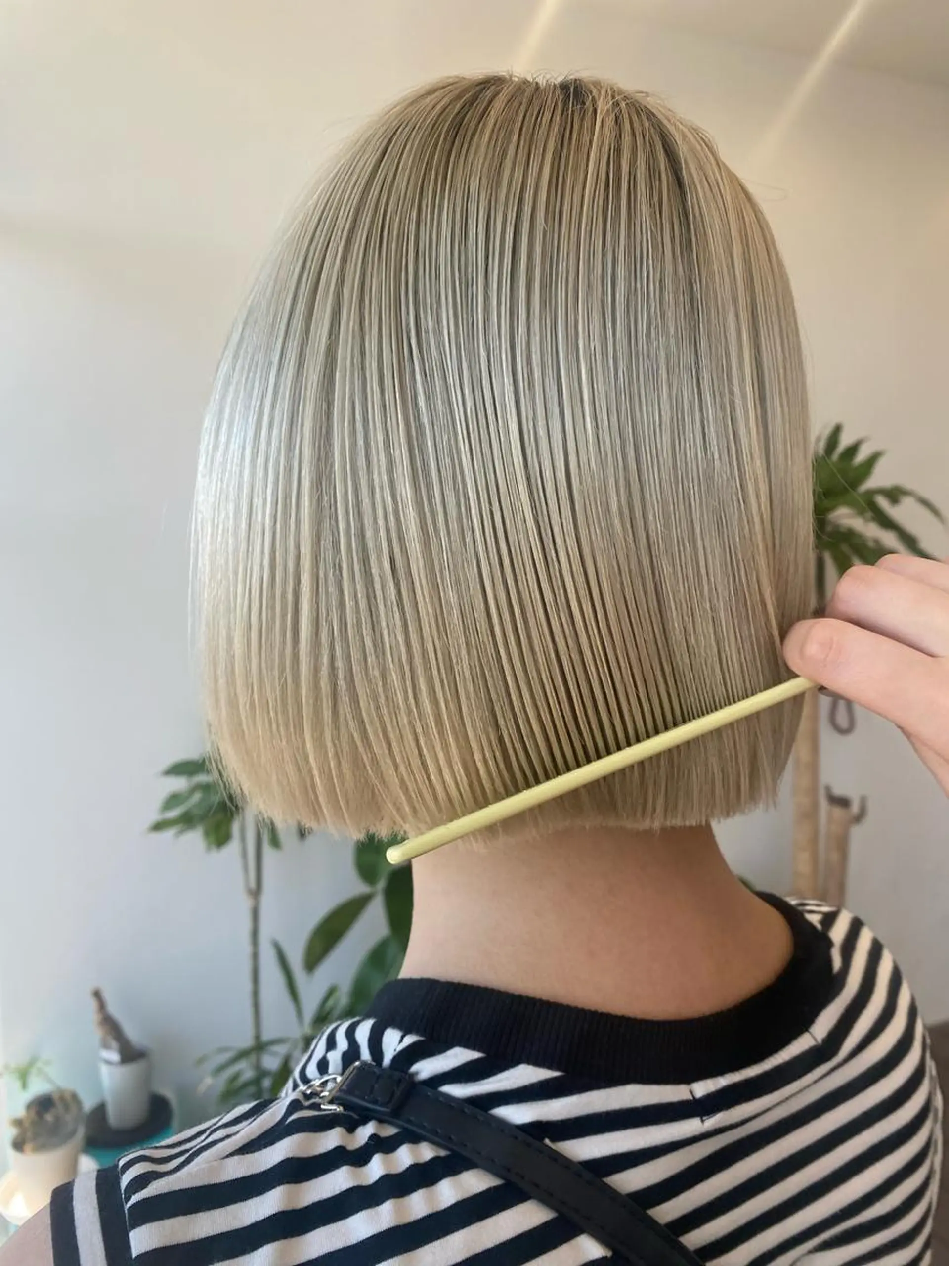 ミディアム aoi ♡グレージュ ・ベージュカラーのヘアスタイル