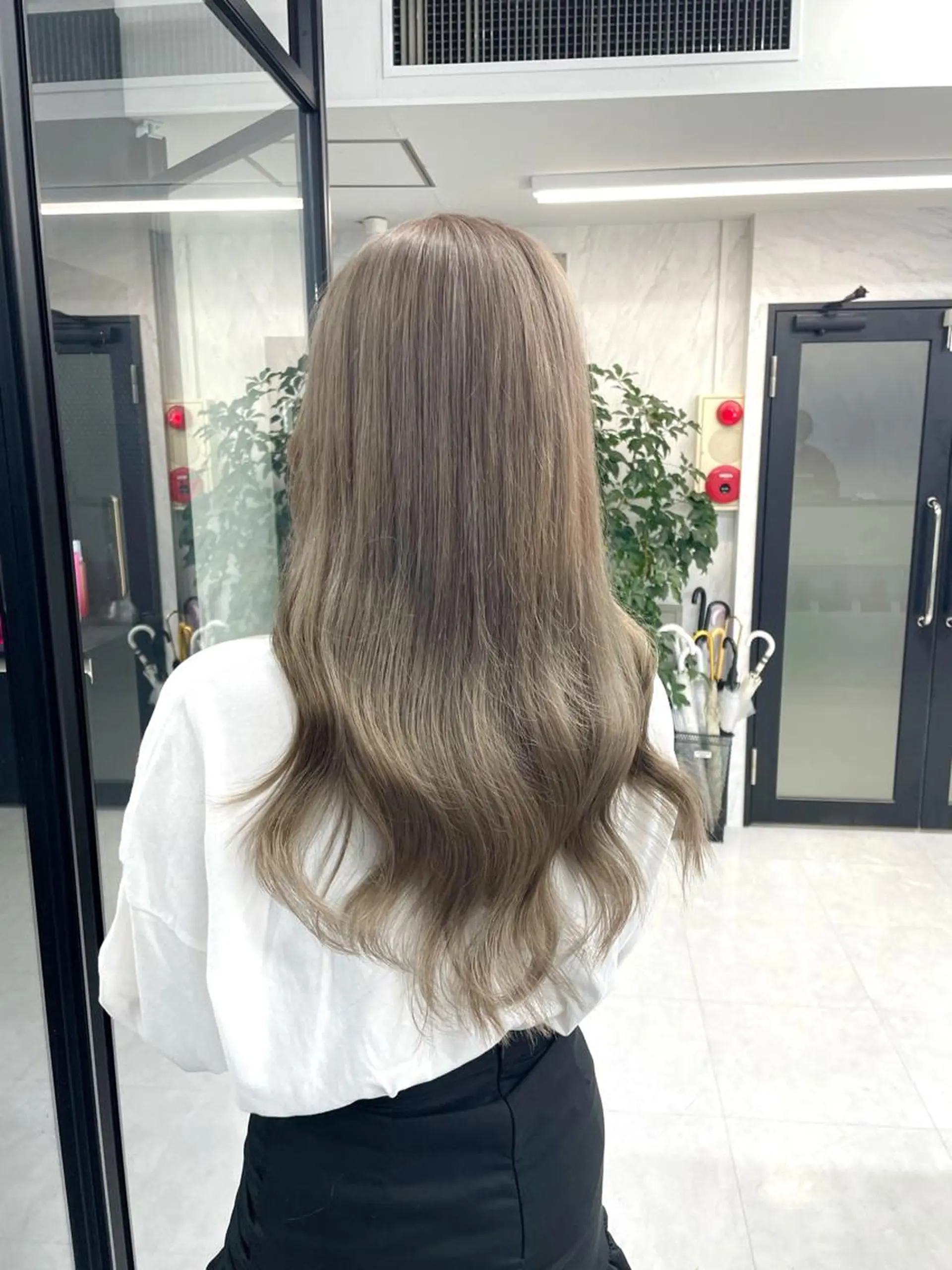 ロング Wehlen所属・透明感カラー🌟 keisukeのヘアスタイル