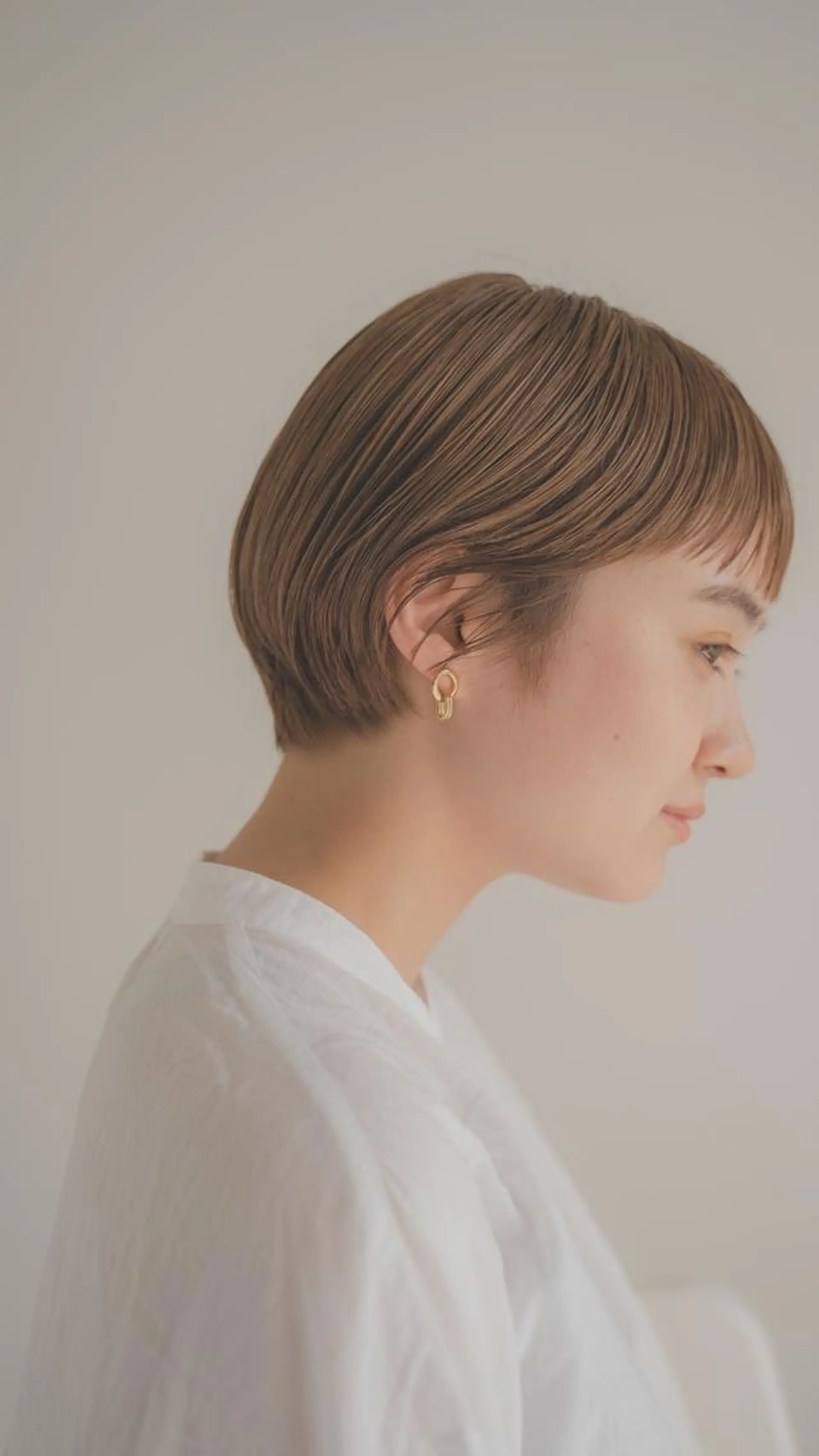 ショート カラー THE DAY所属・AKI HASHIMOTOのヘアスタイル